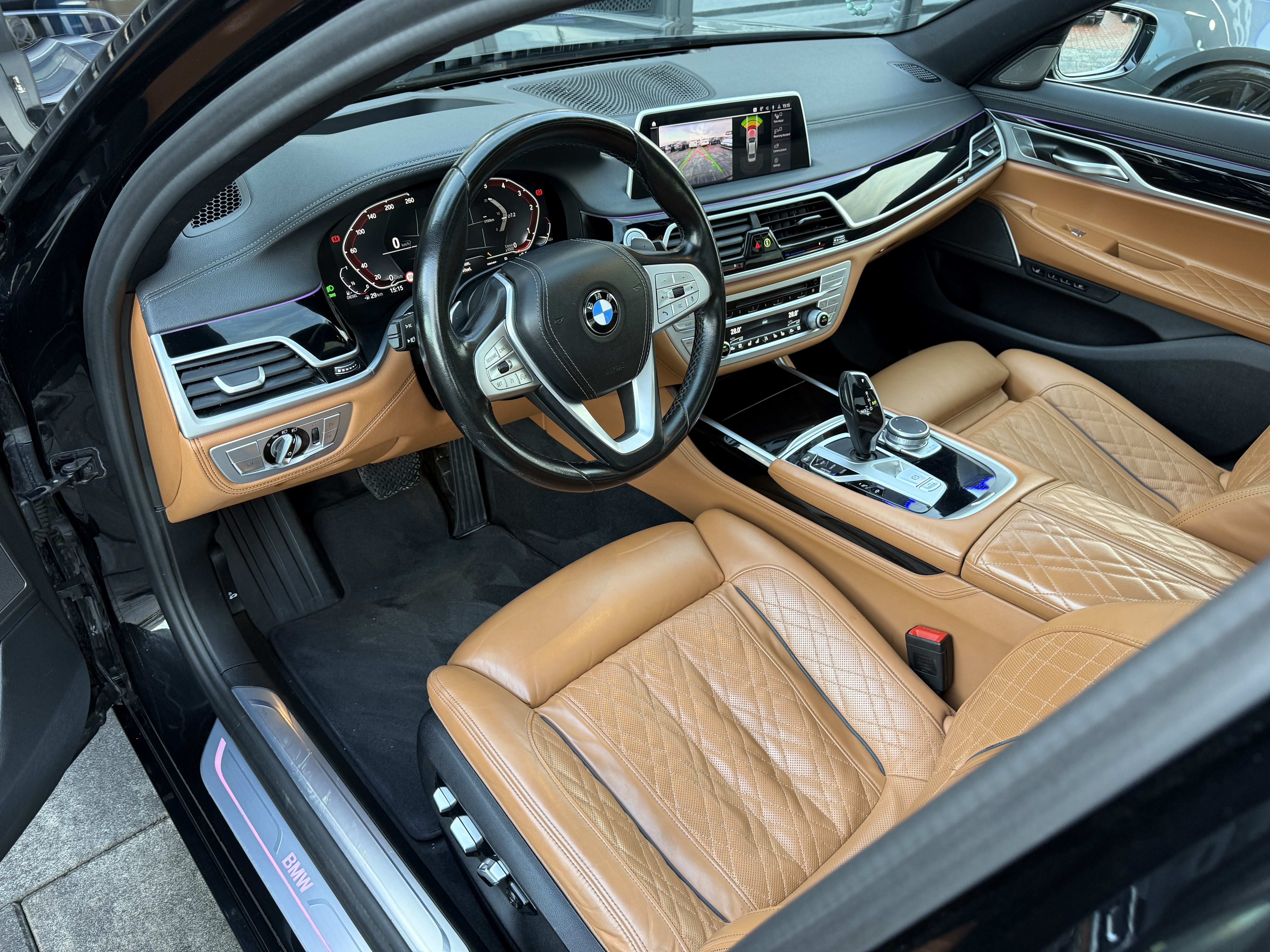 
								BMW 740Ld full									