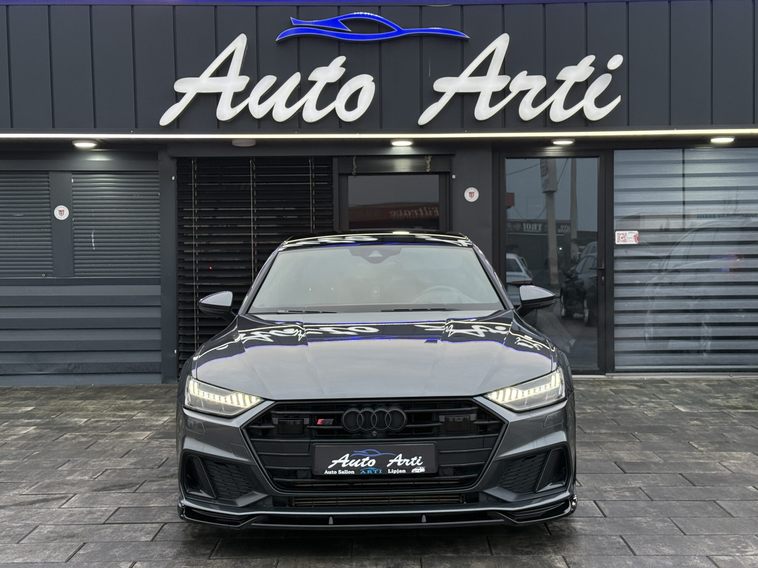
								Audi A7 50tdi full									