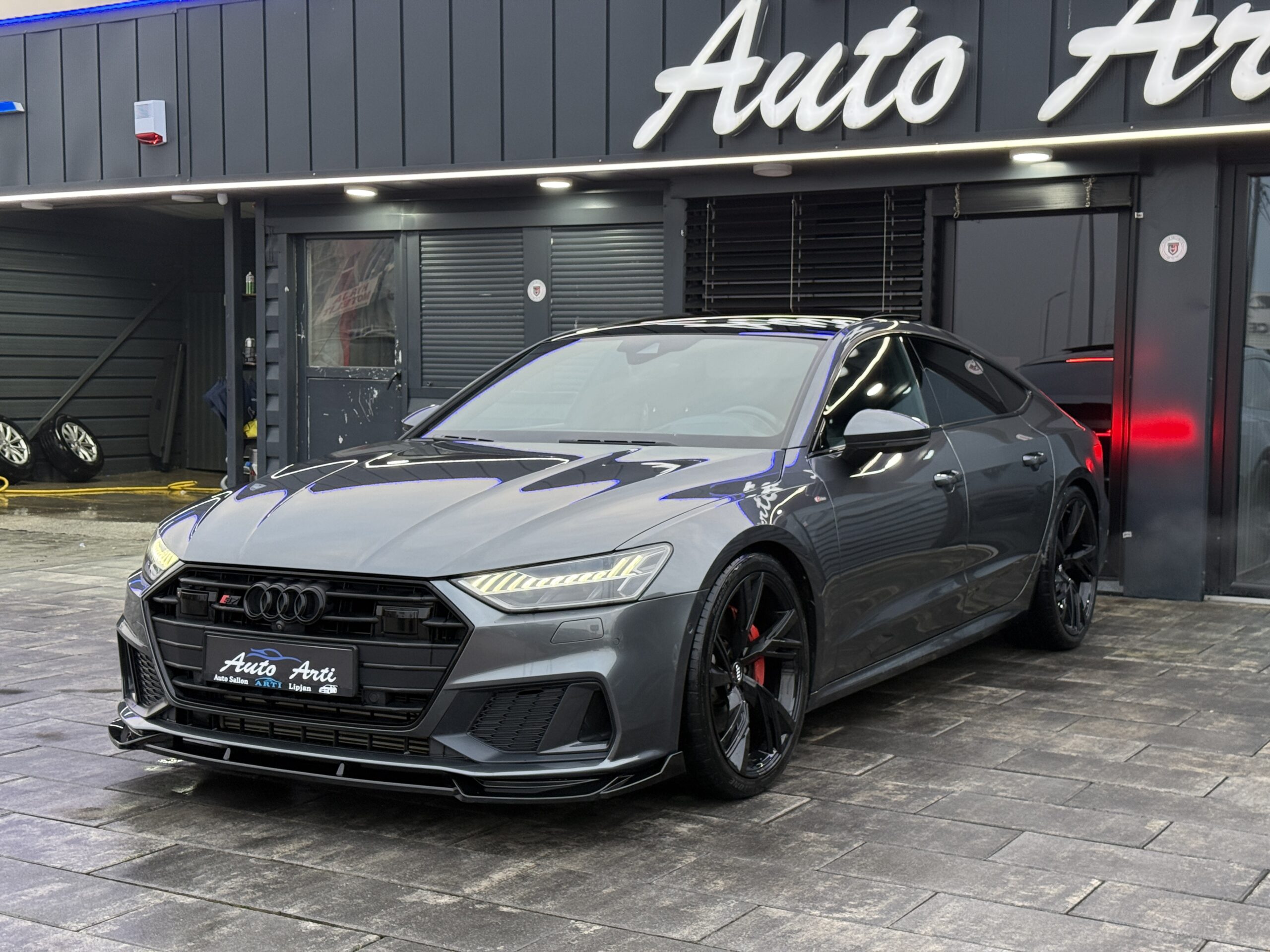 
								Audi A7 50tdi full									