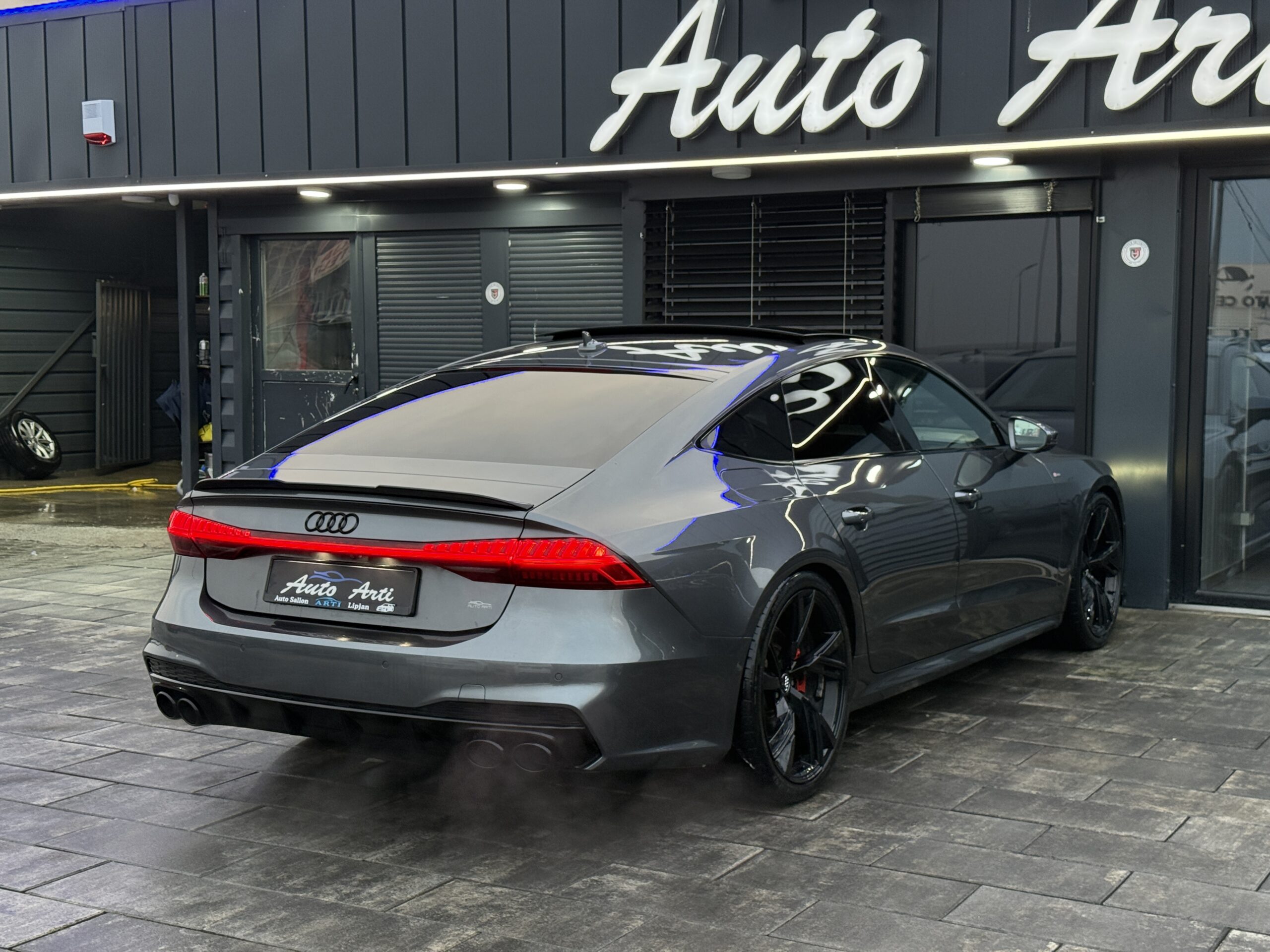 
								Audi A7 50tdi full									