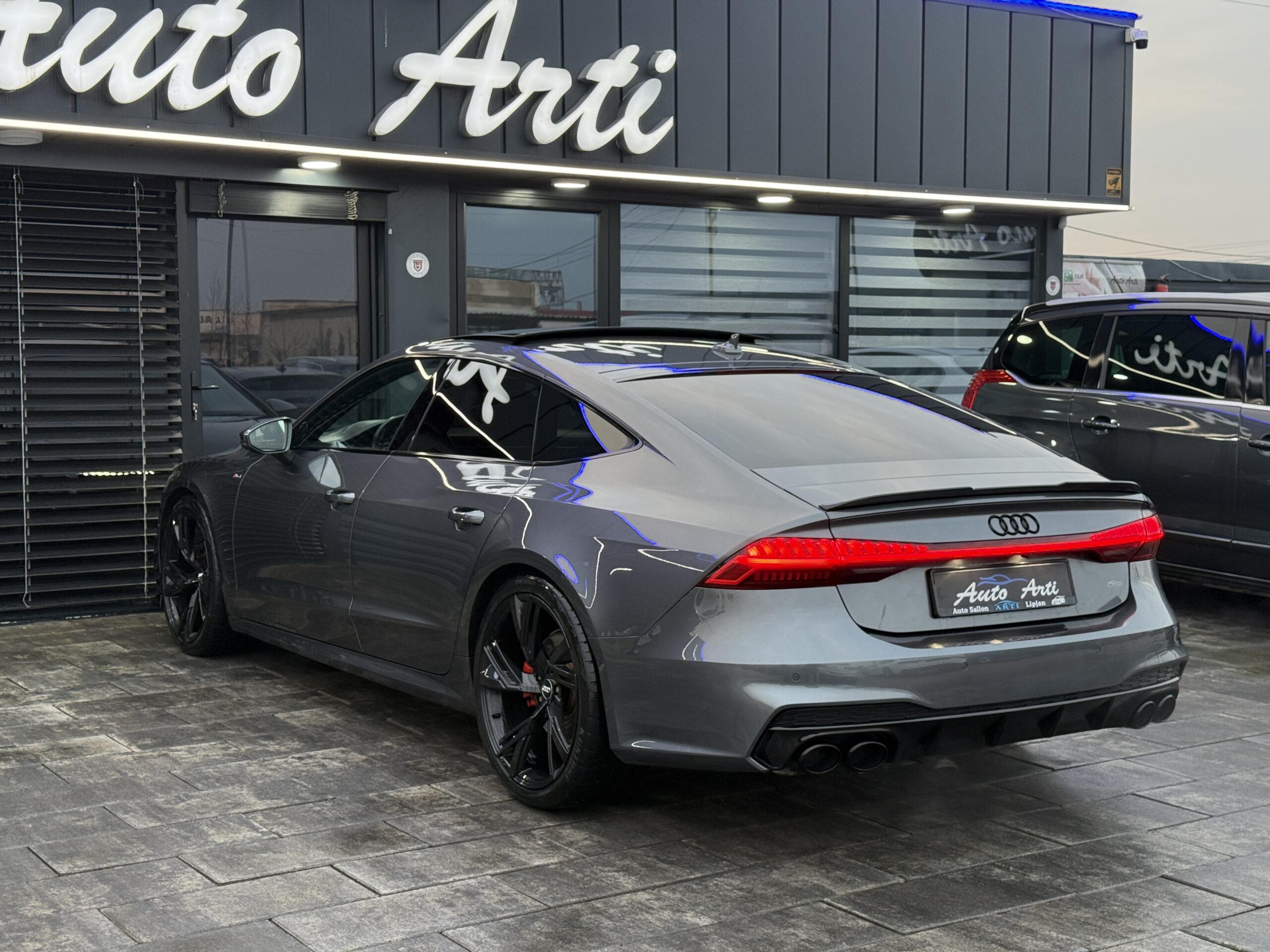 
								Audi A7 50tdi full									