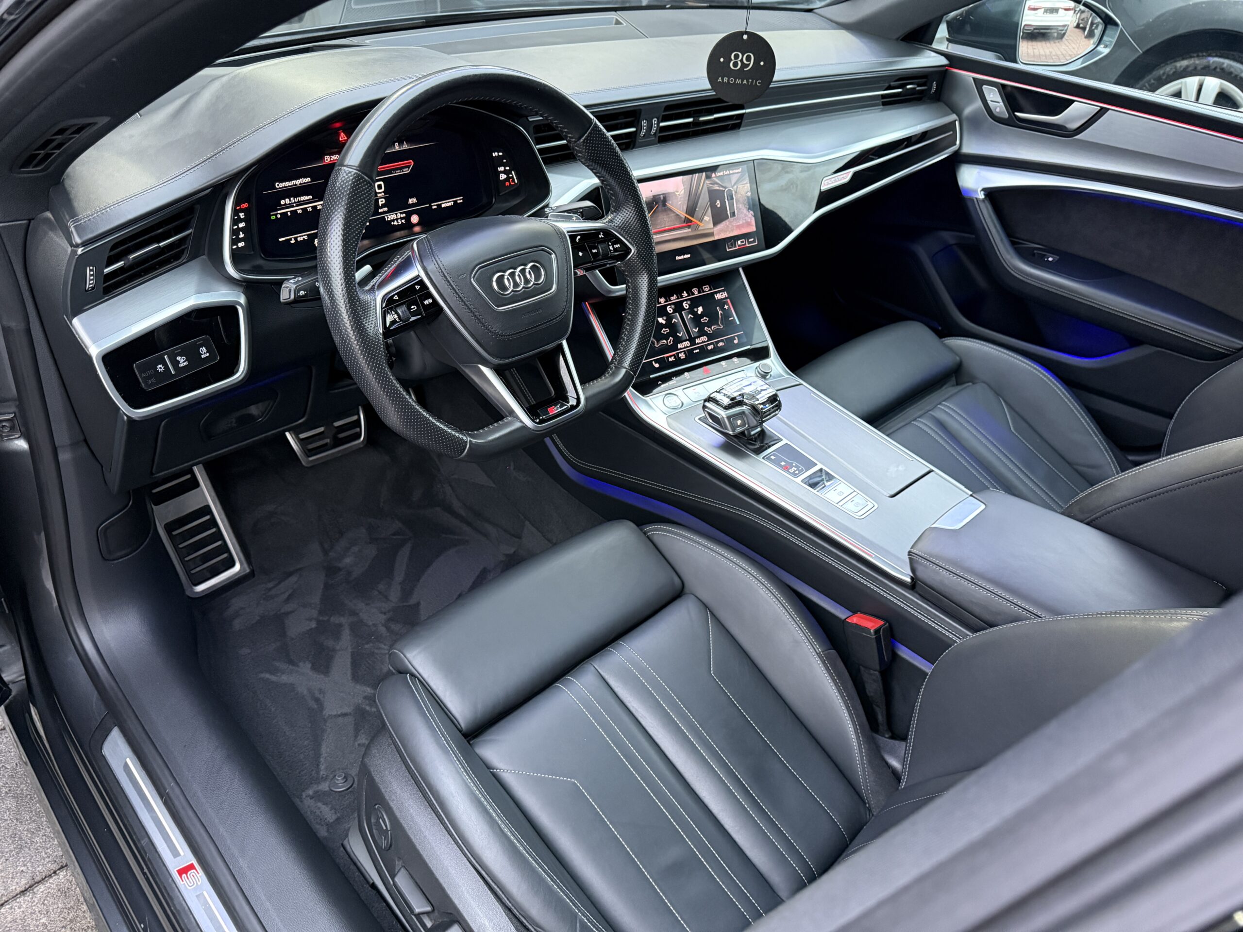 
								Audi A7 50tdi full									
