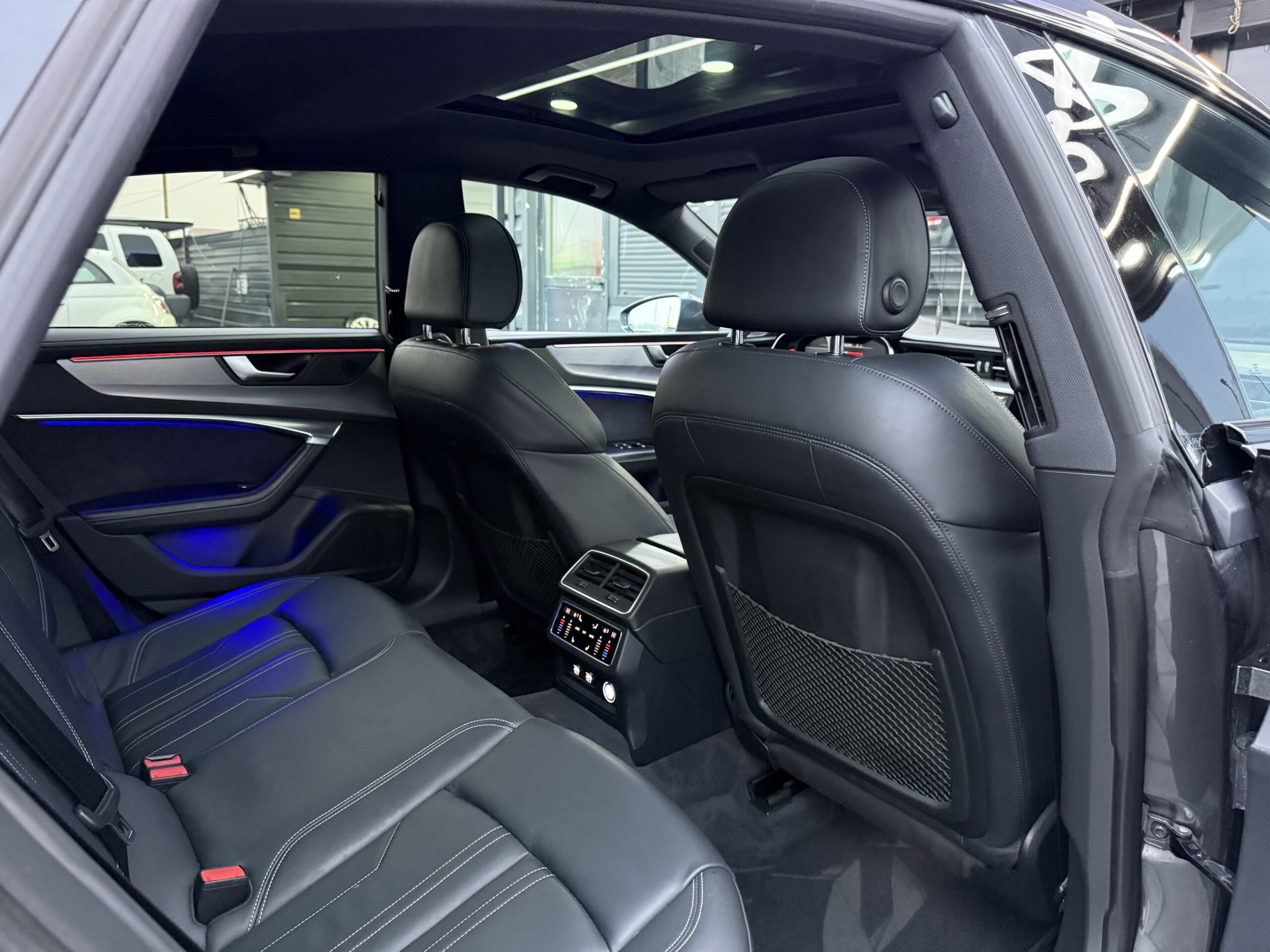 
								Audi A7 50tdi full									