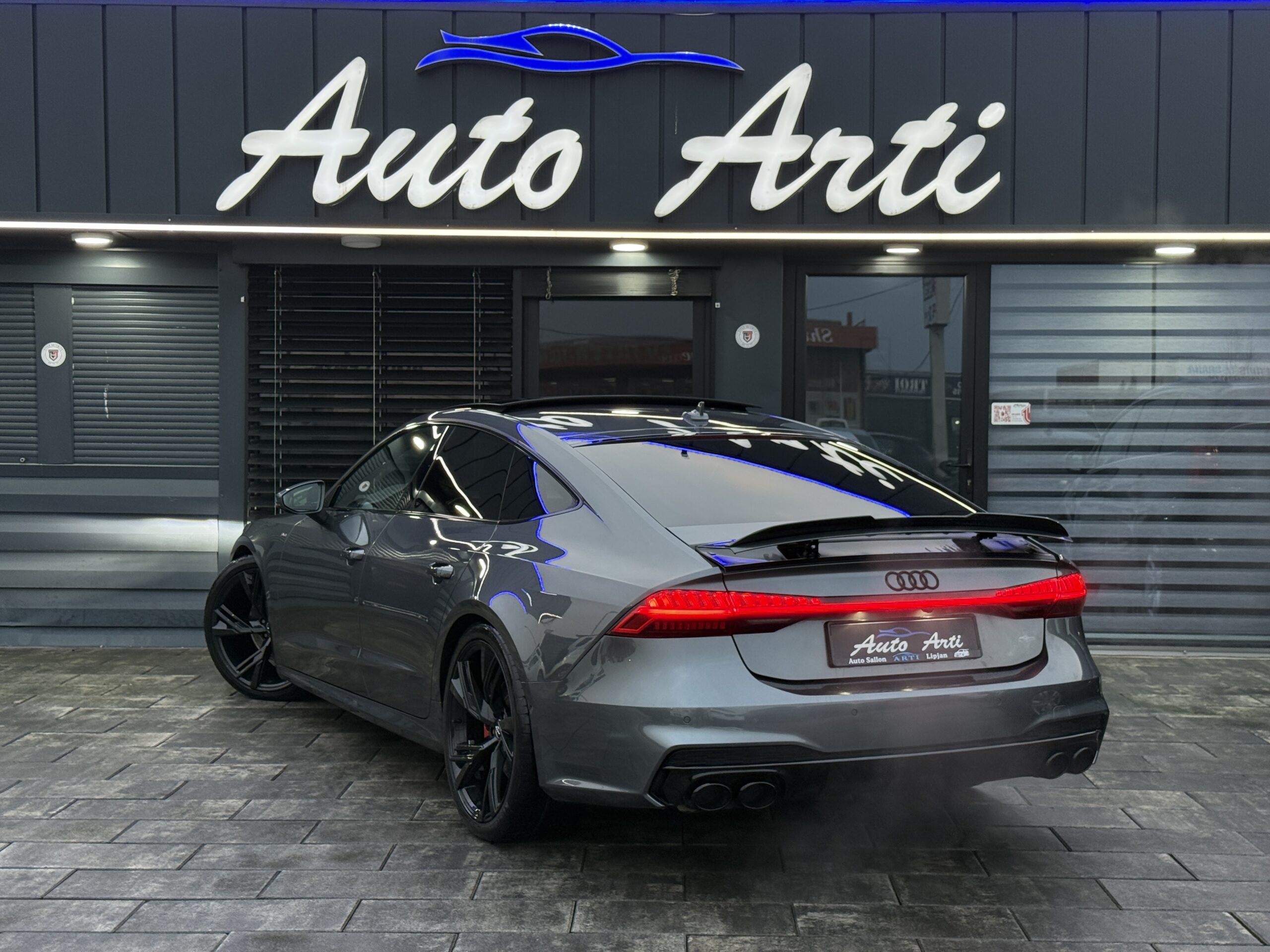 
								Audi A7 50tdi full									