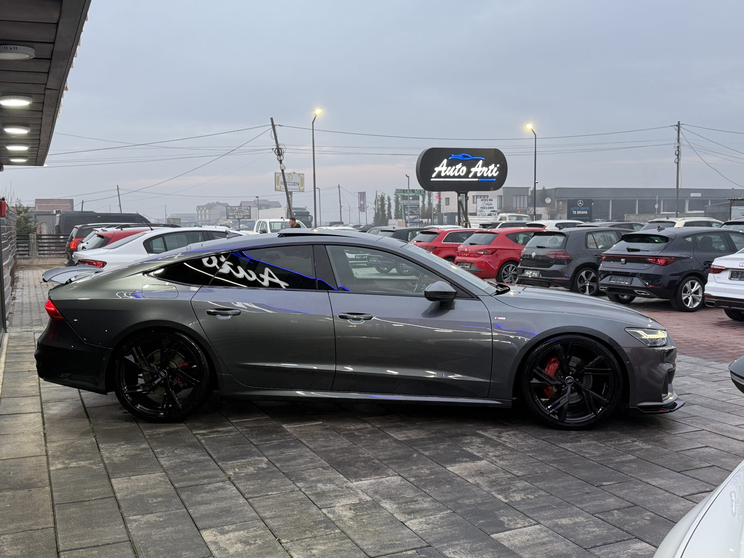 
								Audi A7 50tdi full									