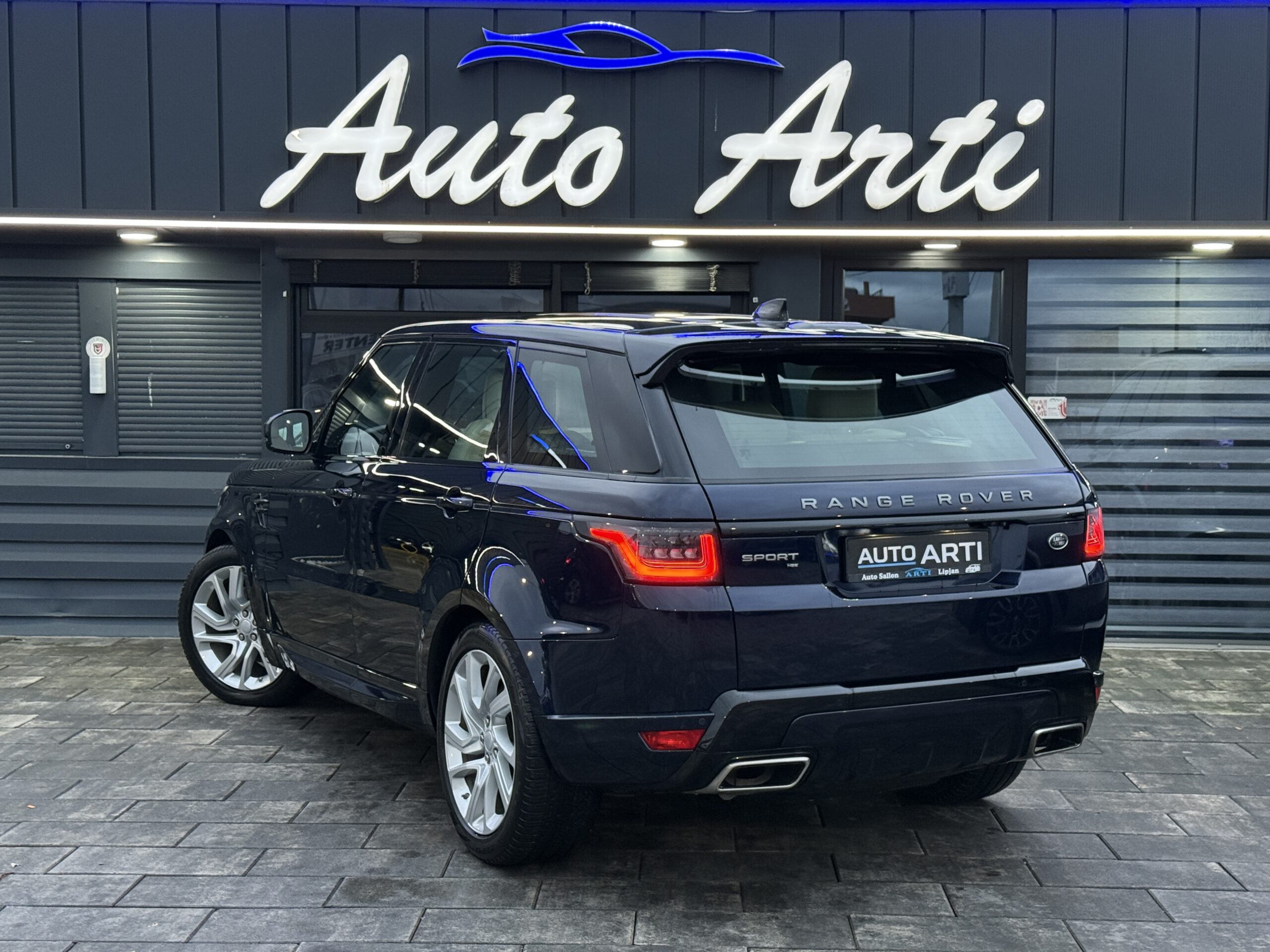 
								Range Rover SPORT 3.0sd full									