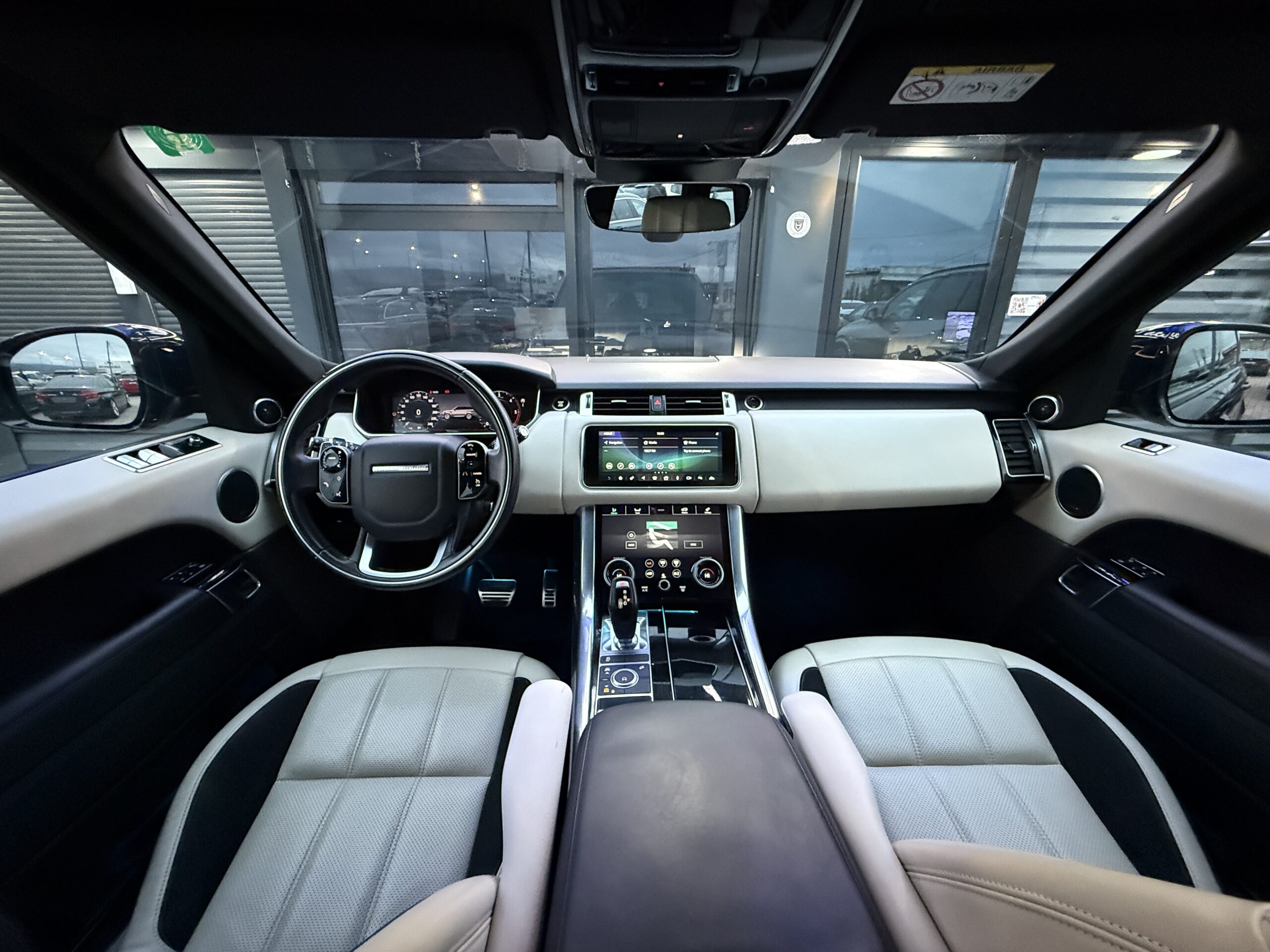 
								Range Rover SPORT 3.0sd full									