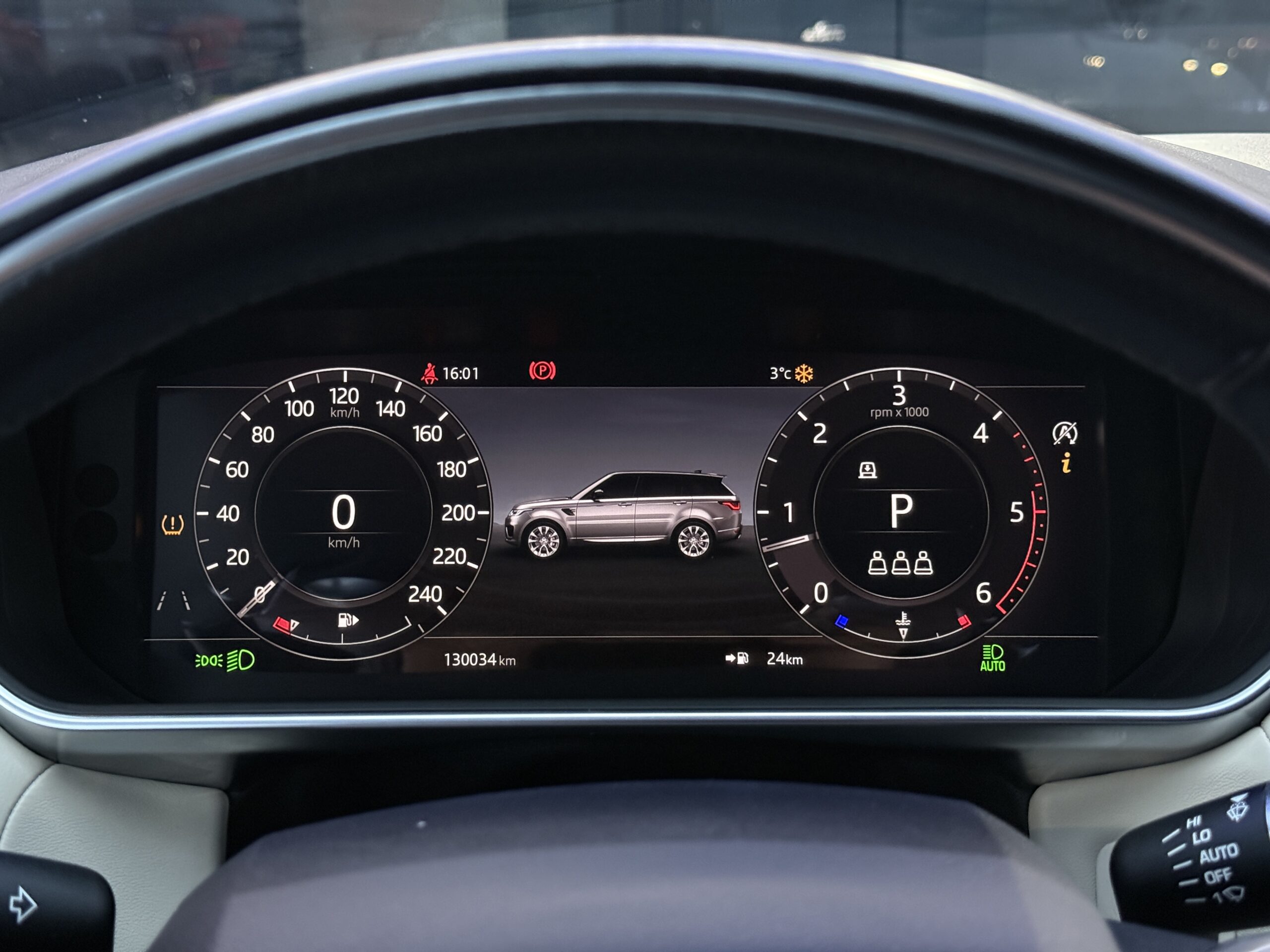
								Range Rover SPORT 3.0sd full									