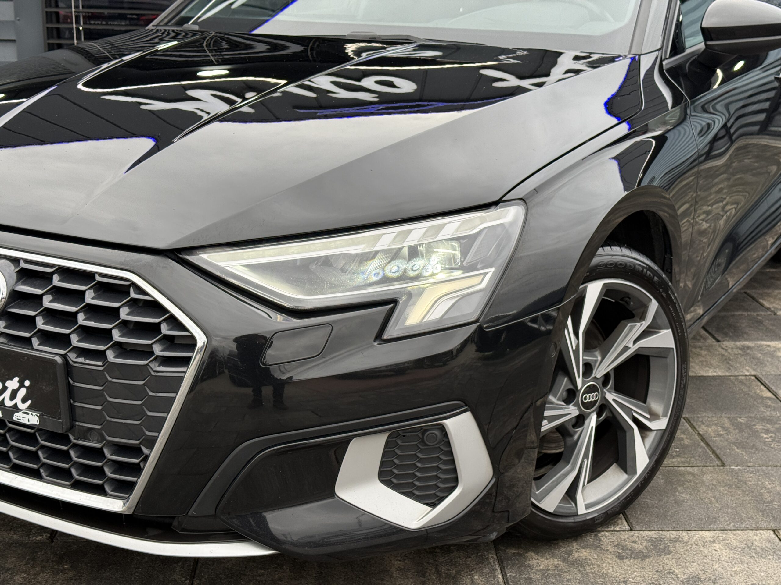 
								Audi A3 35tdi full									