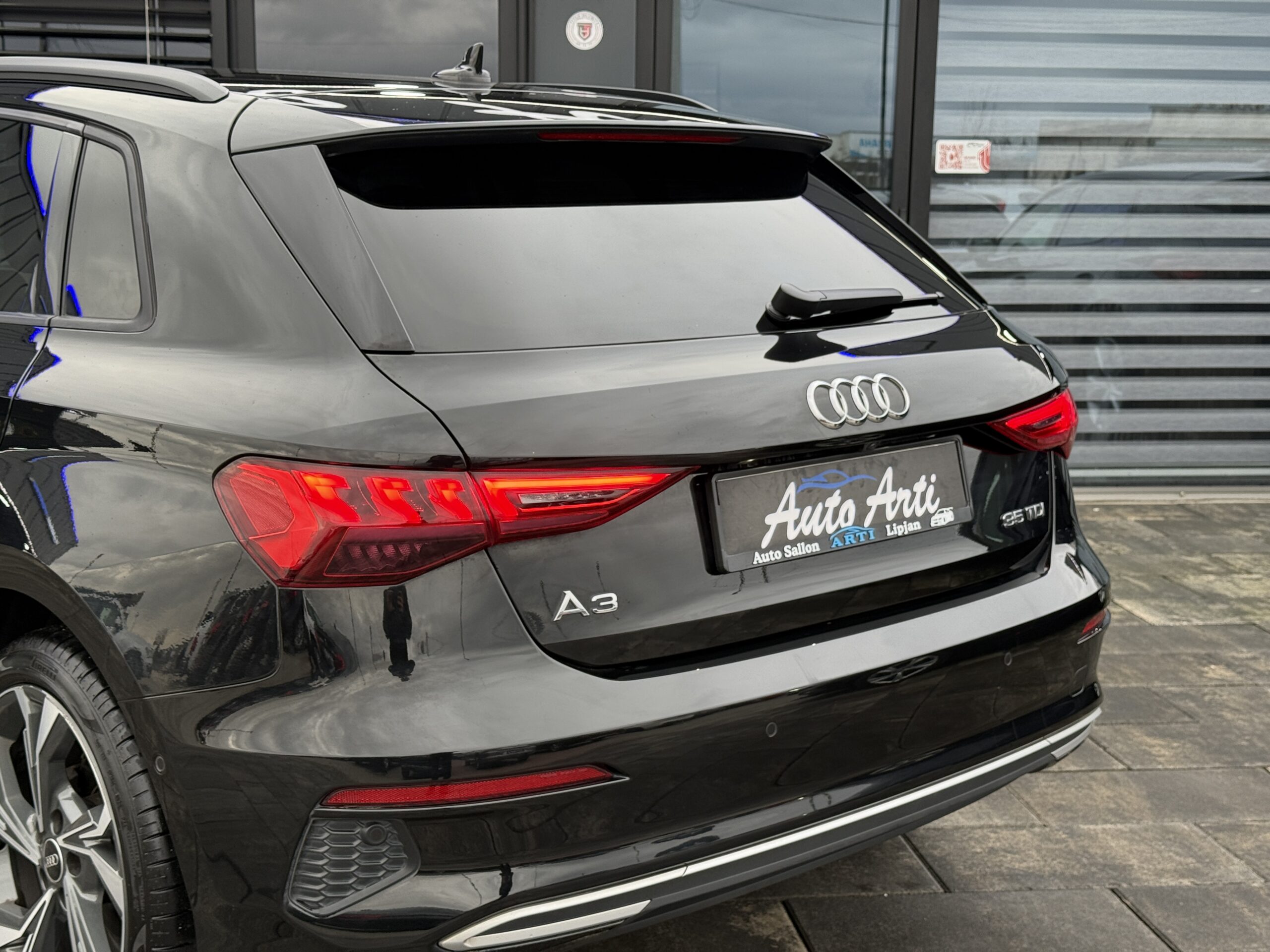 
								Audi A3 35tdi full									