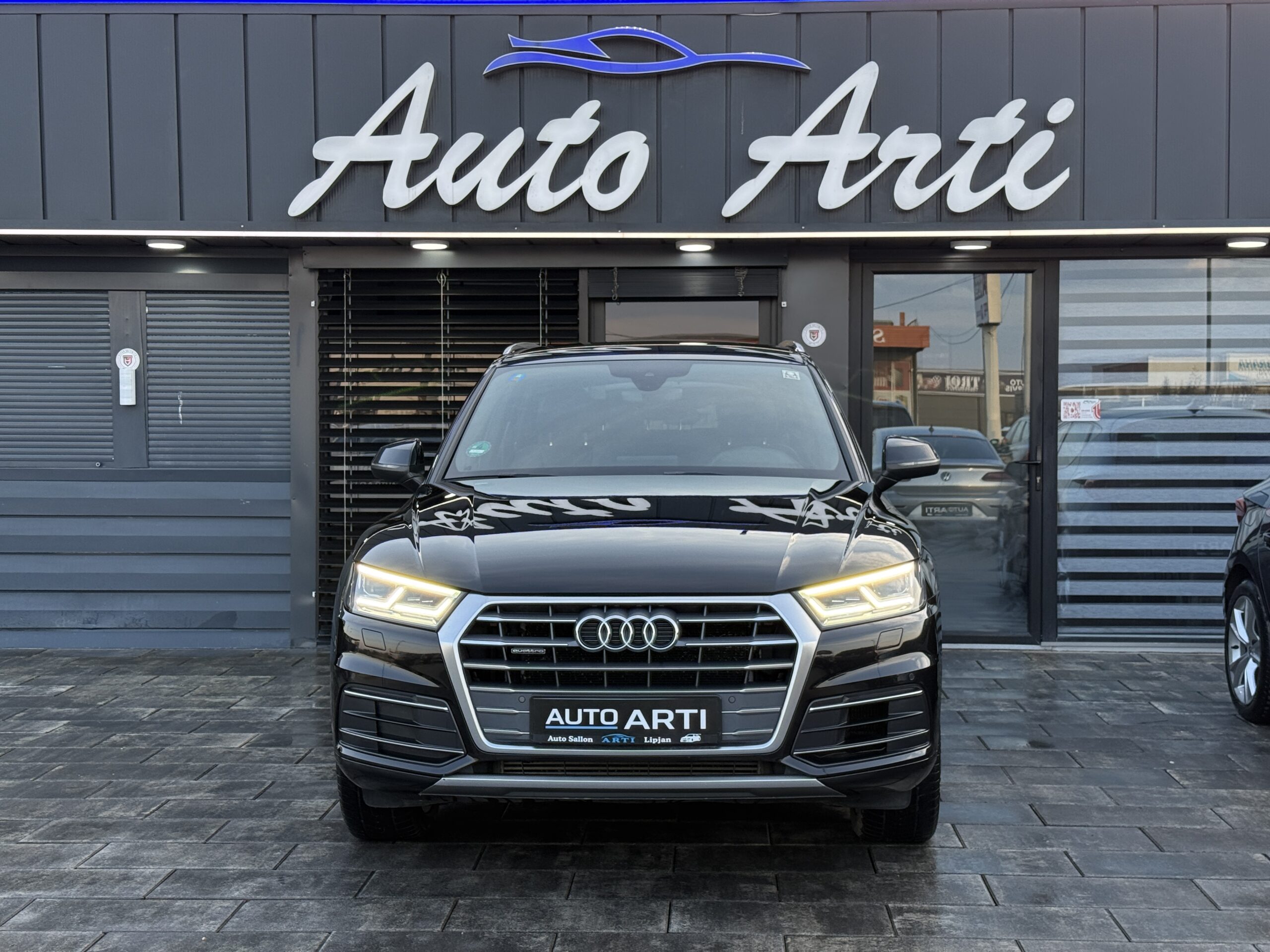 
								Audi Q5 50tdi full									
