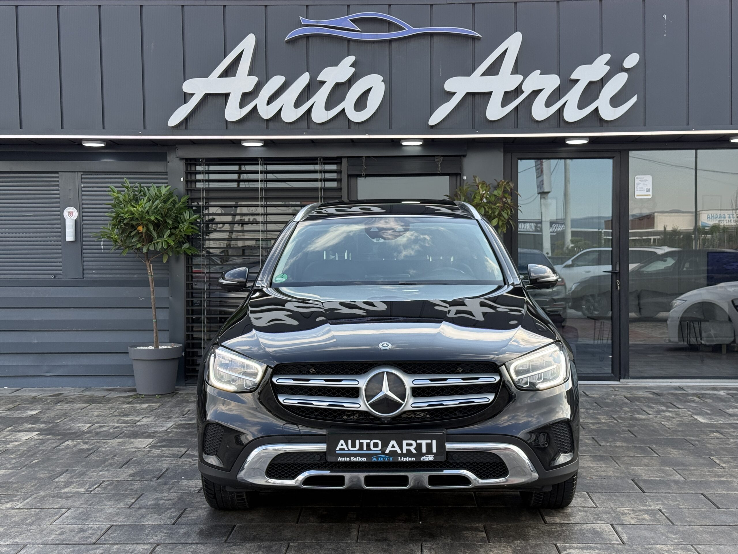 
								Mercedes-Benz GLC 220d full									