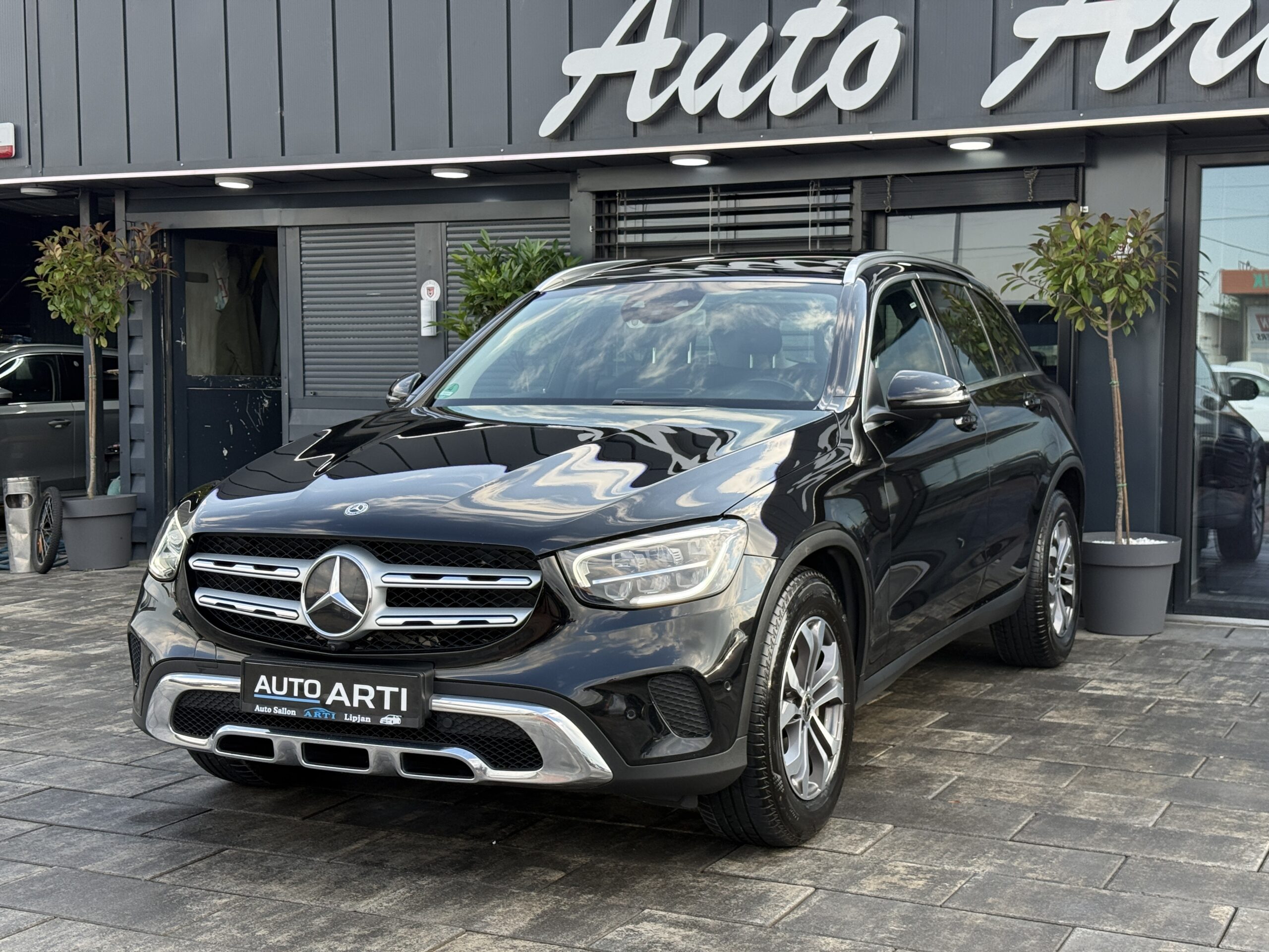 
								Mercedes-Benz GLC 220d full									