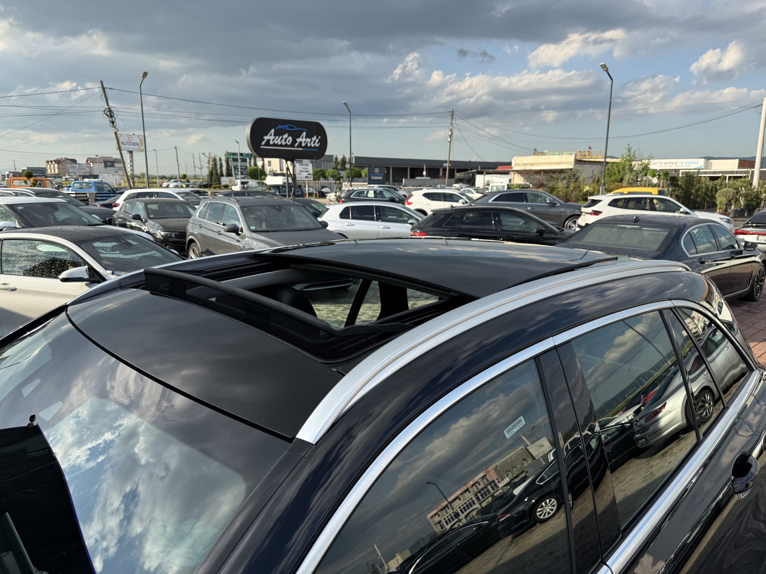 
								Mercedes-Benz GLC 220d full									