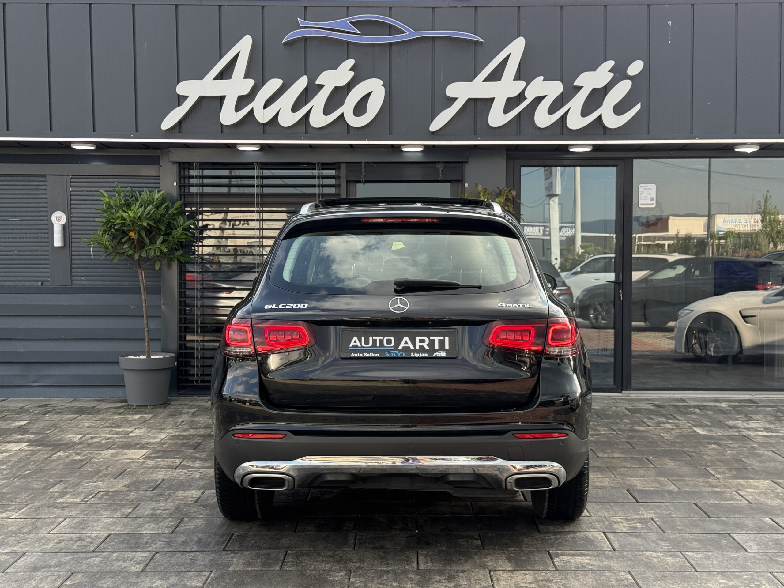 
								Mercedes-Benz GLC 220d full									