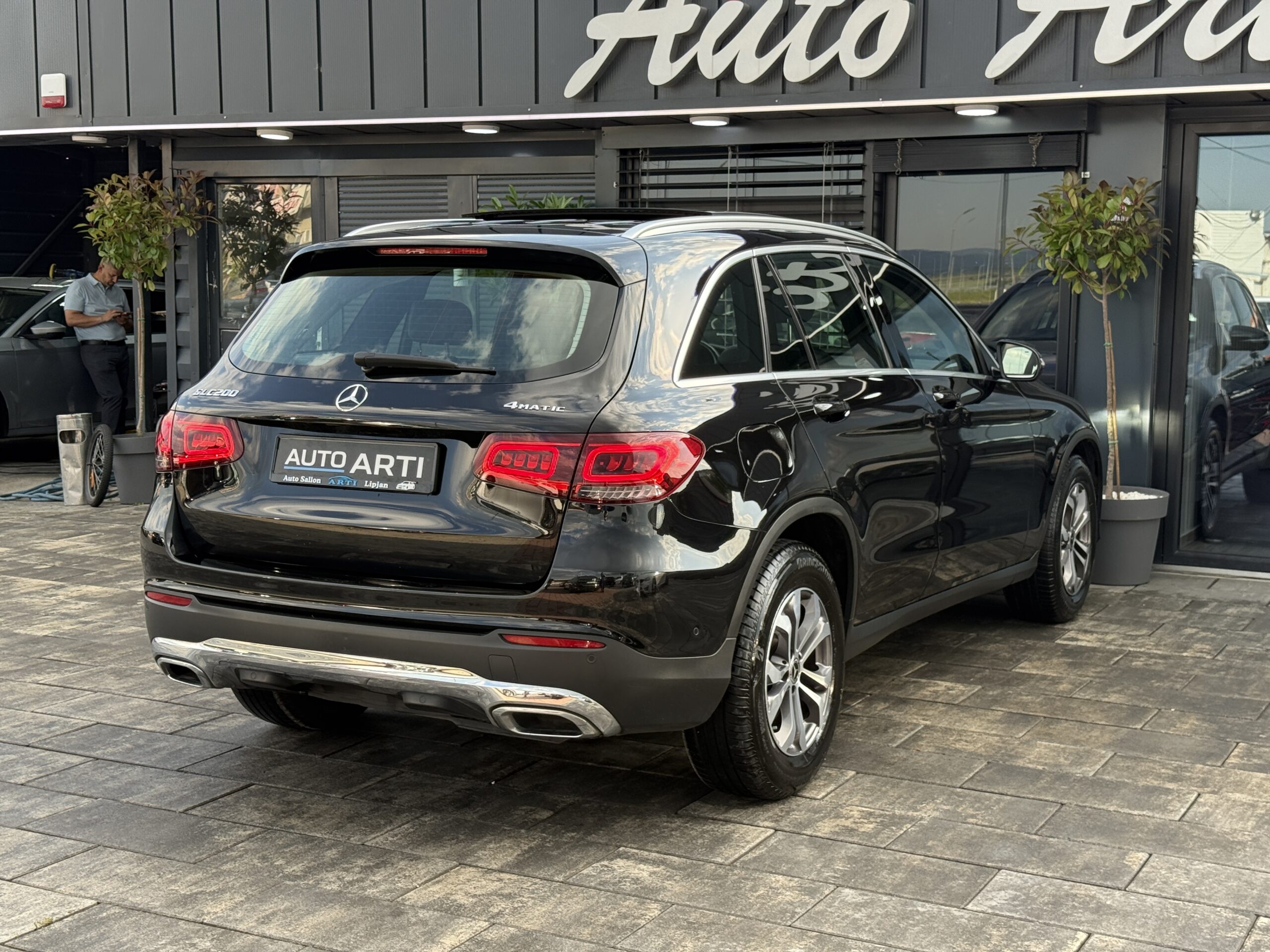 
								Mercedes-Benz GLC 220d full									