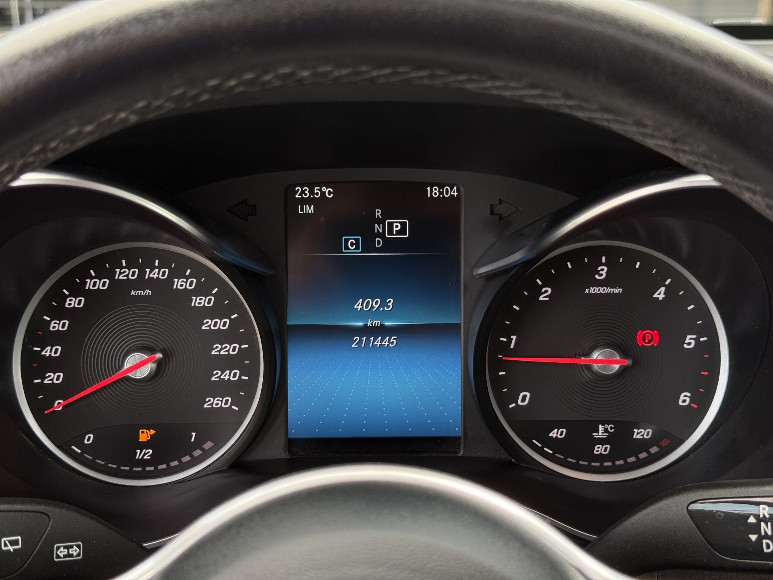 
								Mercedes-Benz GLC 220d full									