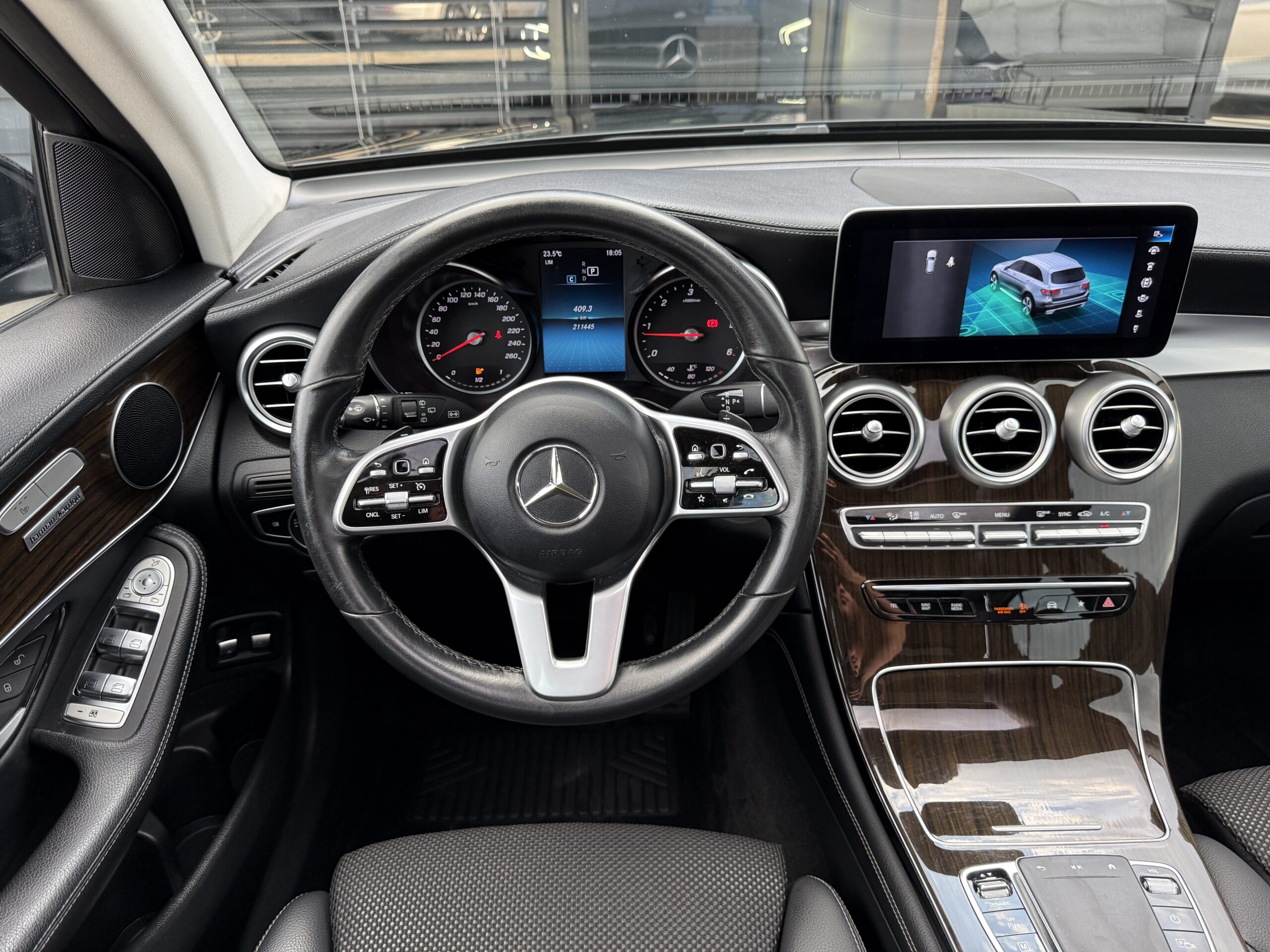 
								Mercedes-Benz GLC 220d full									