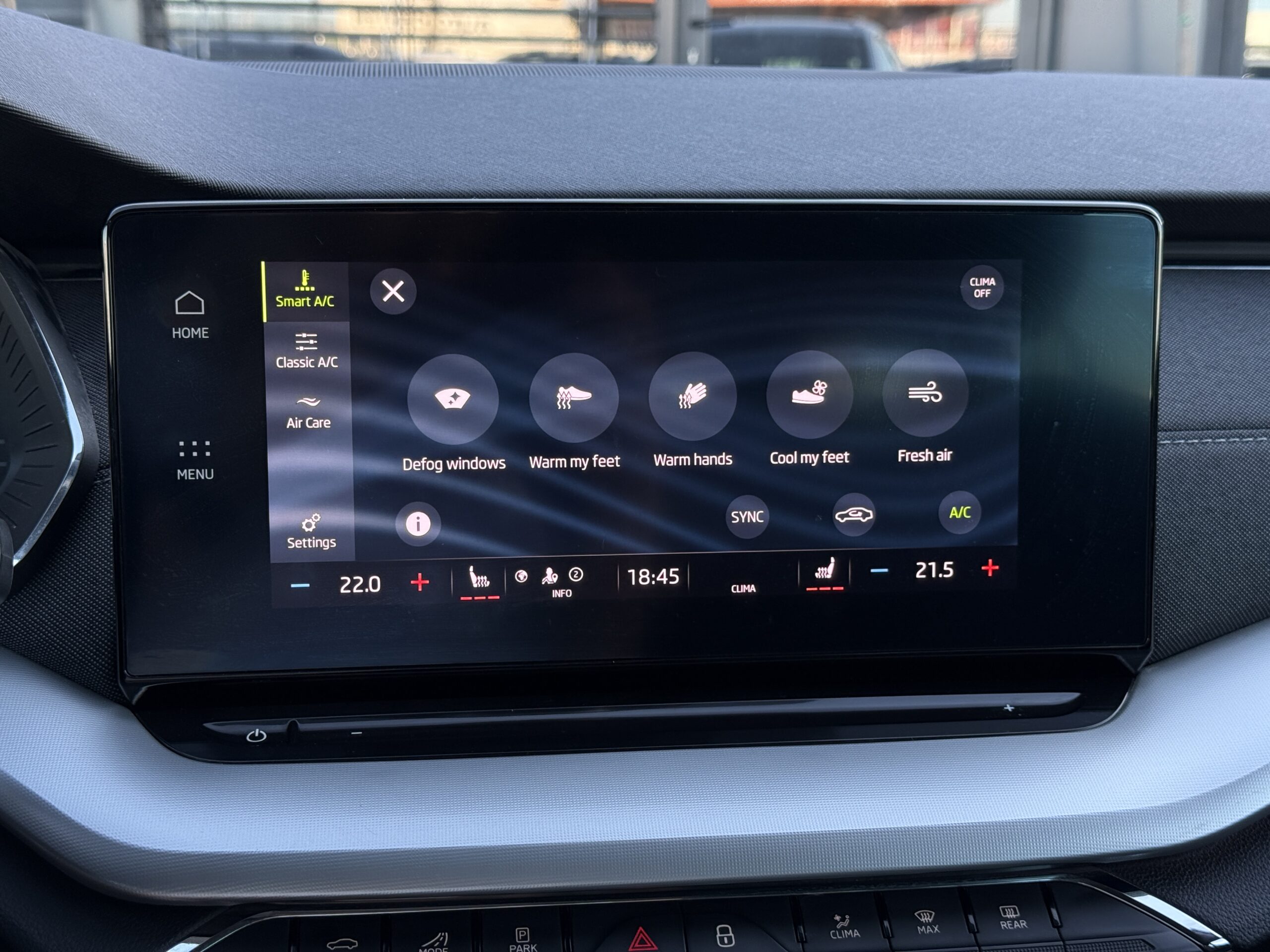 
								Skoda Octavia 2.0tdi full									