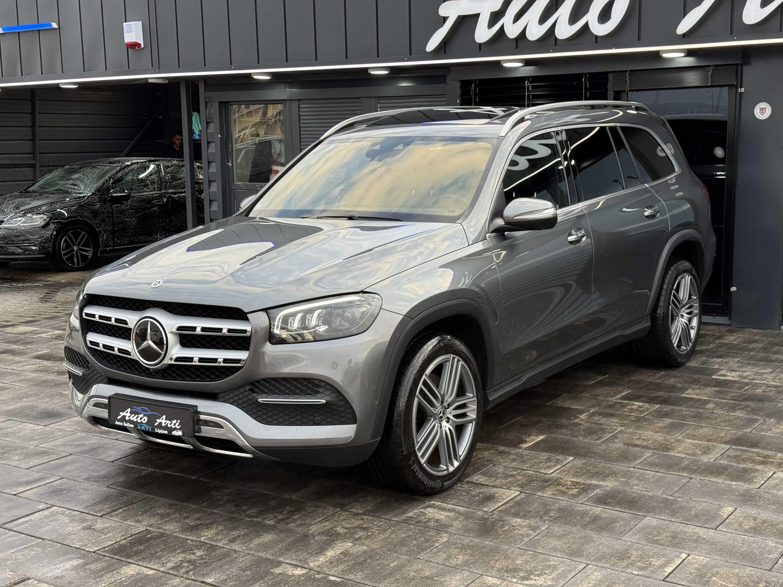 
								Mercedes-Benz GLS 400d full									