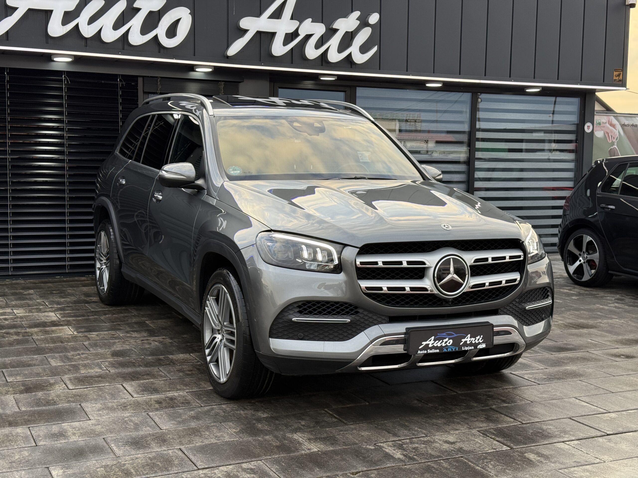 
								Mercedes-Benz GLS 400d full									