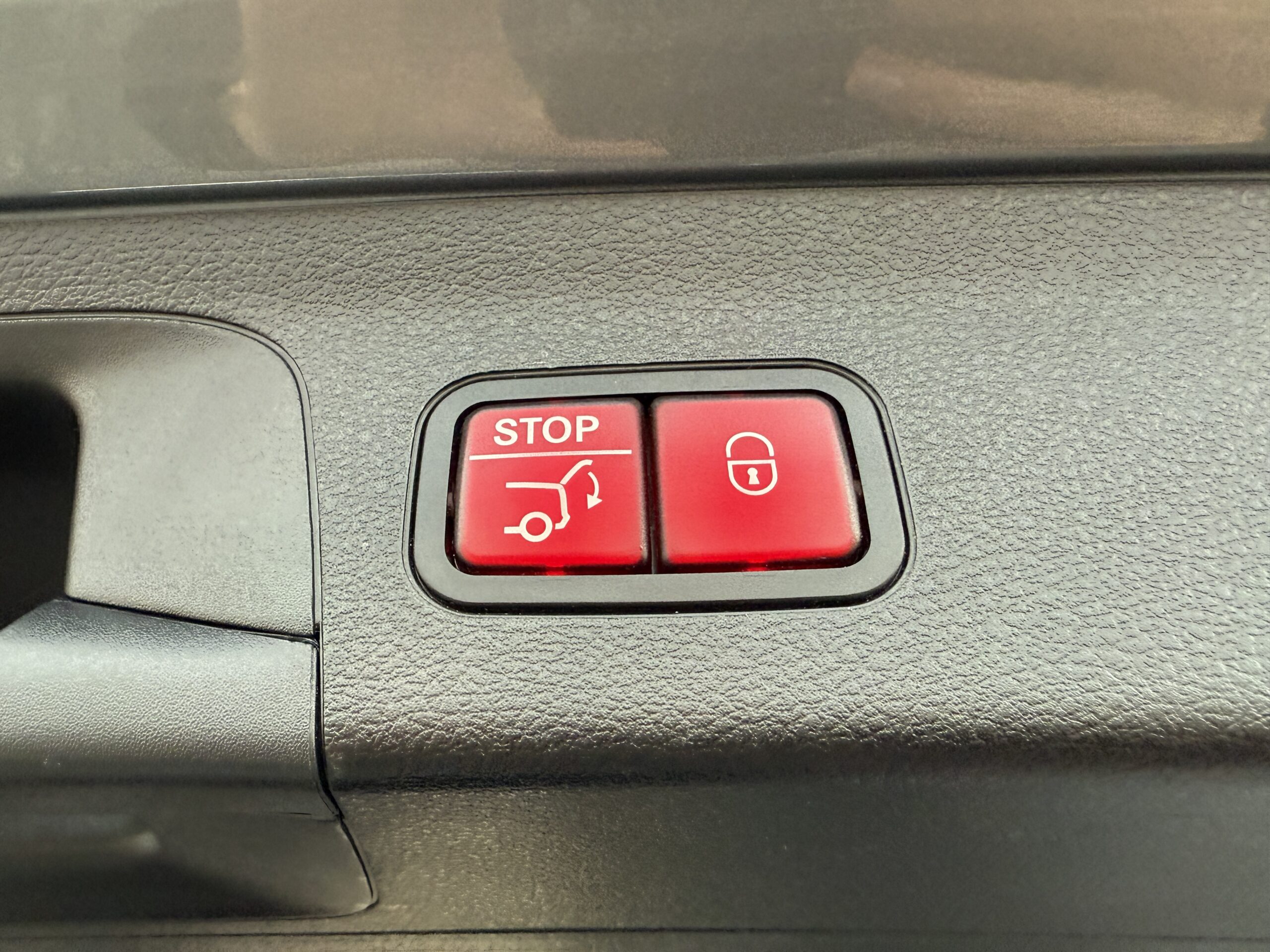
								Mercedes-Benz GLS 400d full									