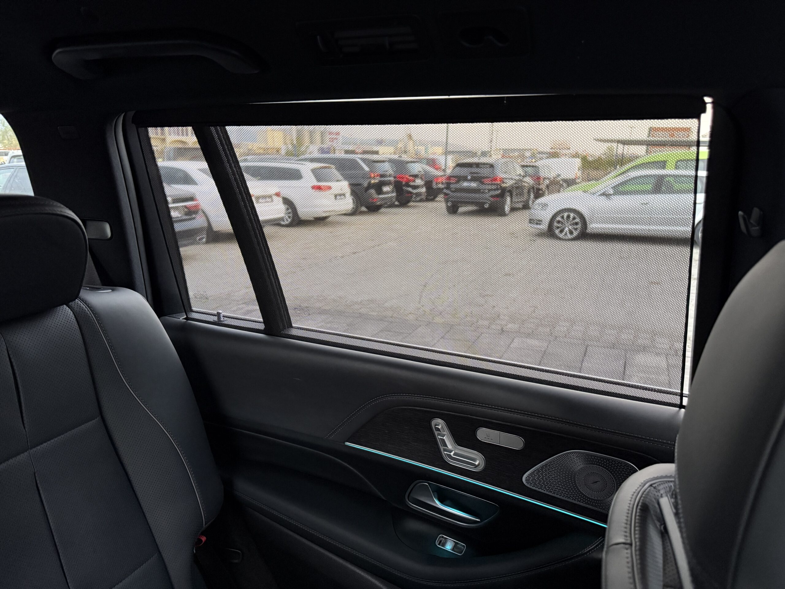 
								Mercedes-Benz GLS 400d full									
