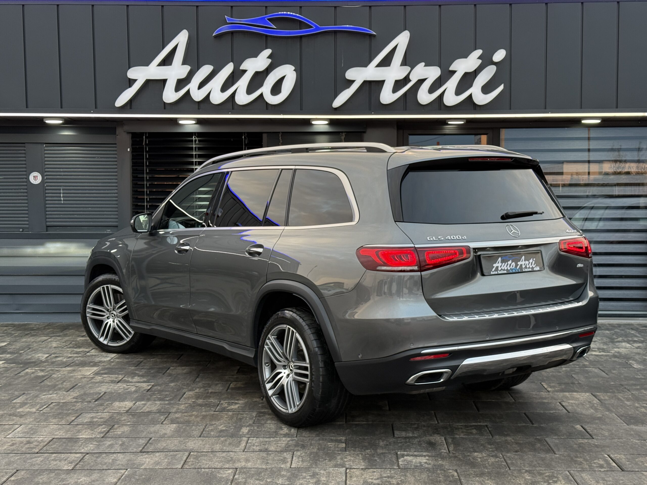 
								Mercedes-Benz GLS 400d full									
