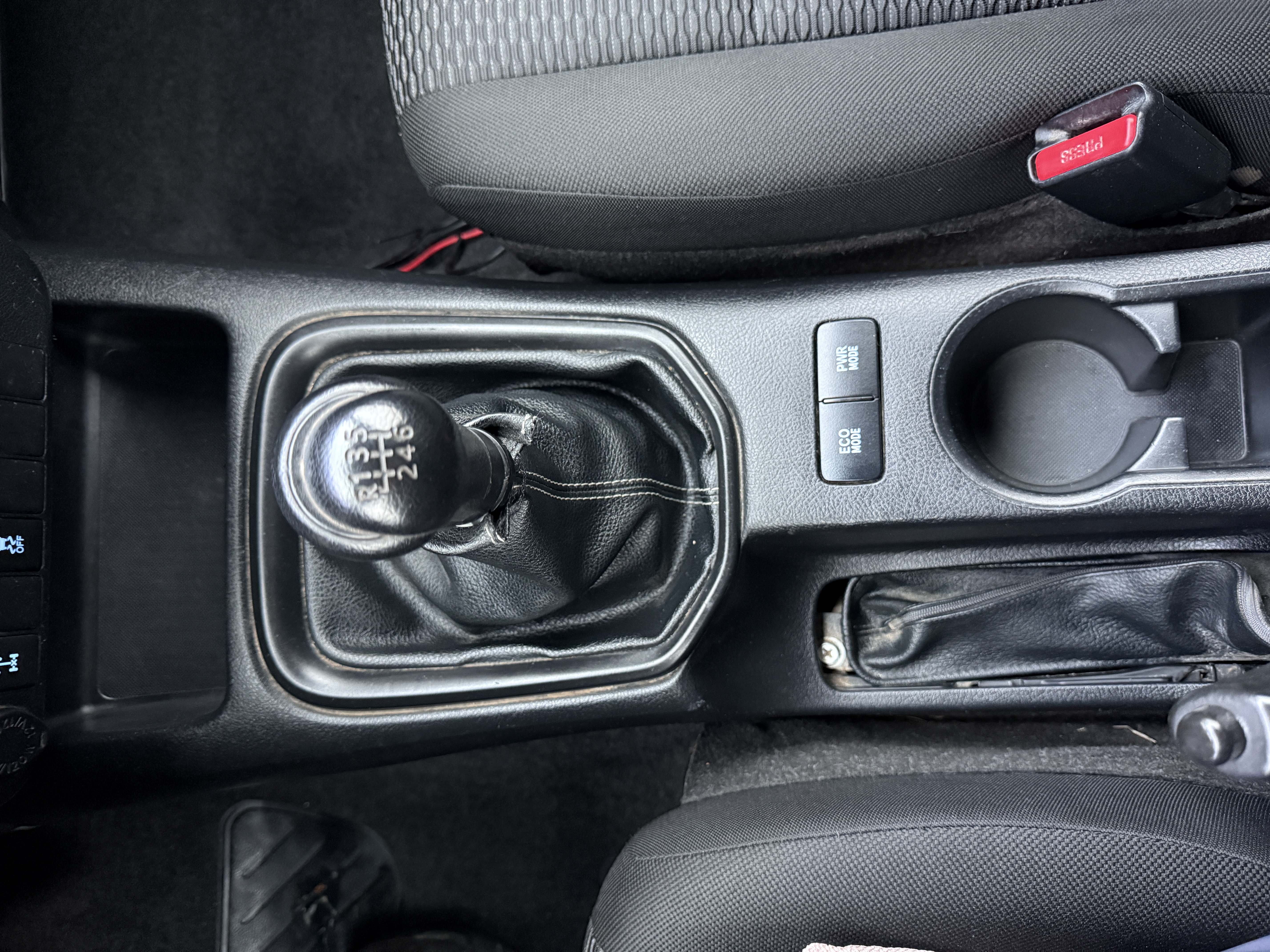 
								Toyota Hilux full									