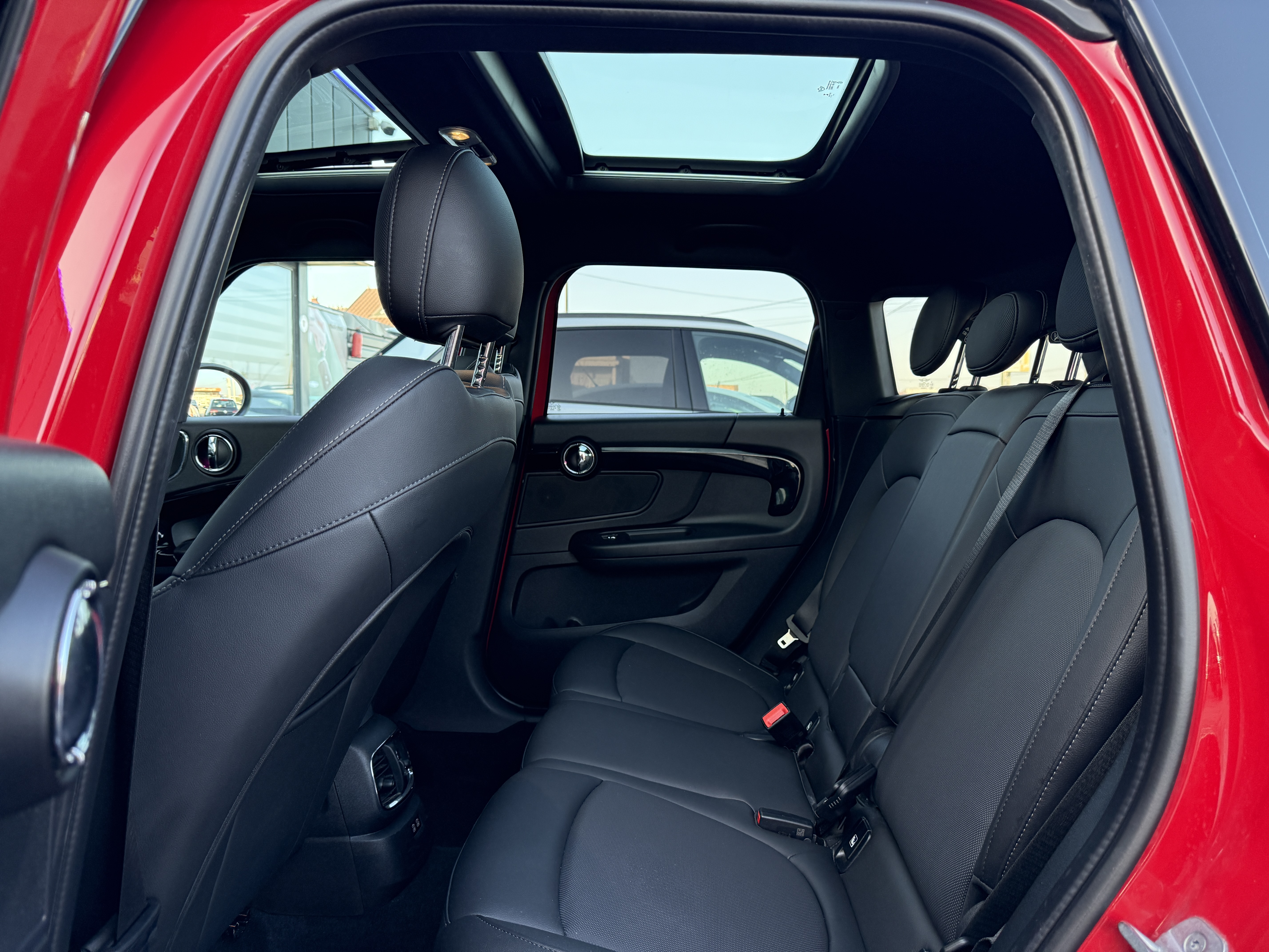 
								Mini Countryman S full									
