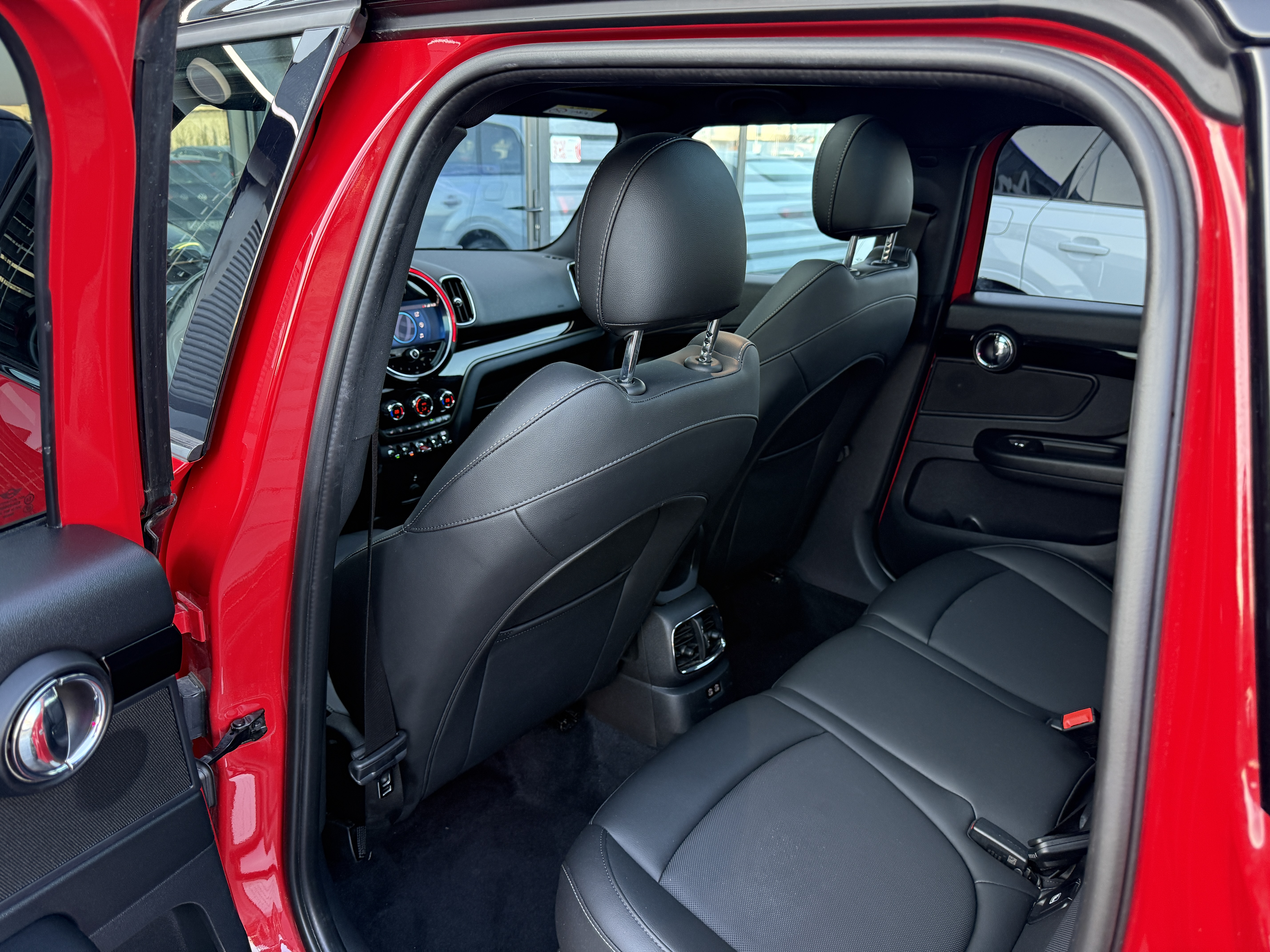 
								Mini Countryman S full									