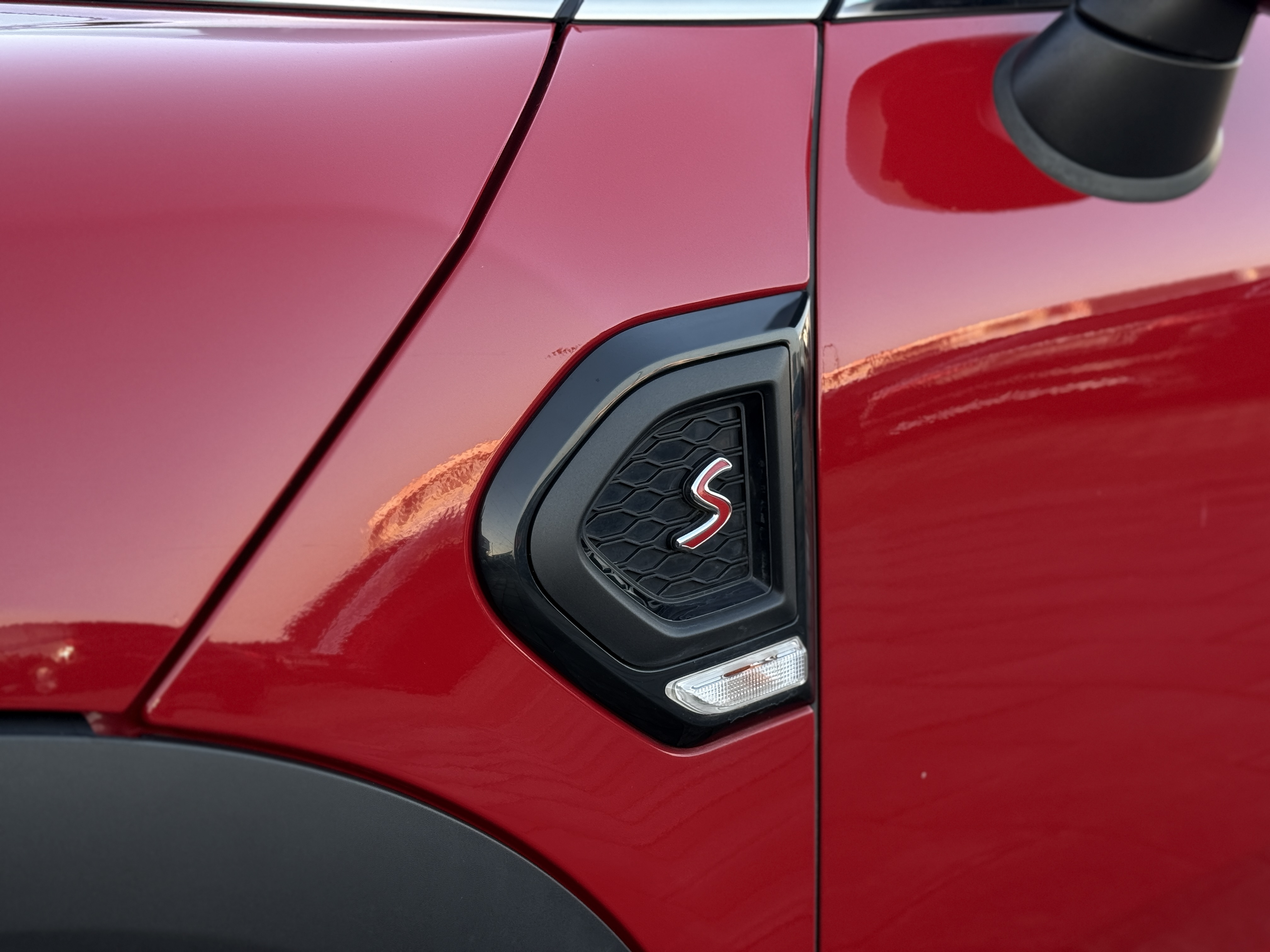 
								Mini Countryman S full									