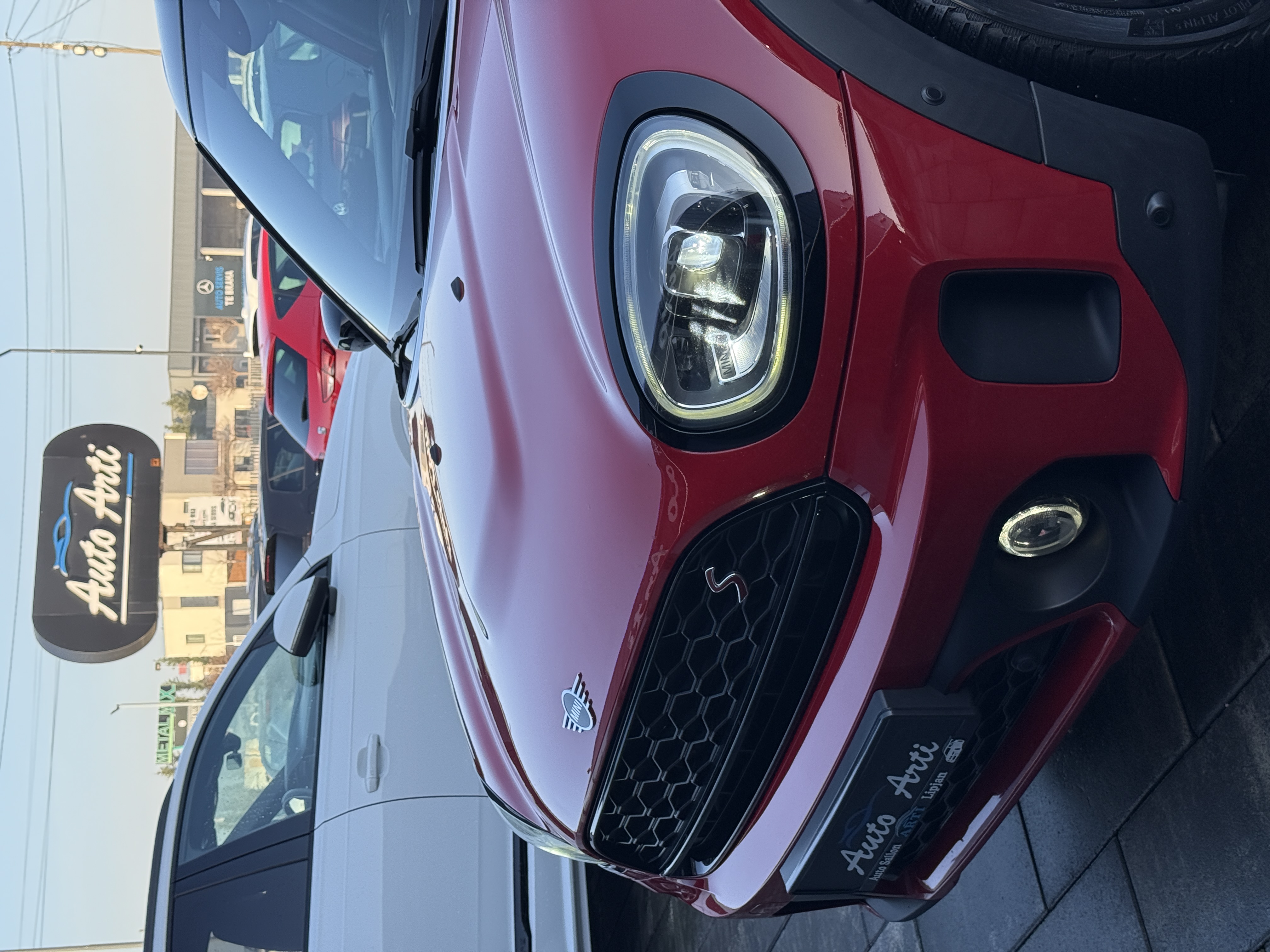 
								Mini Countryman S full									