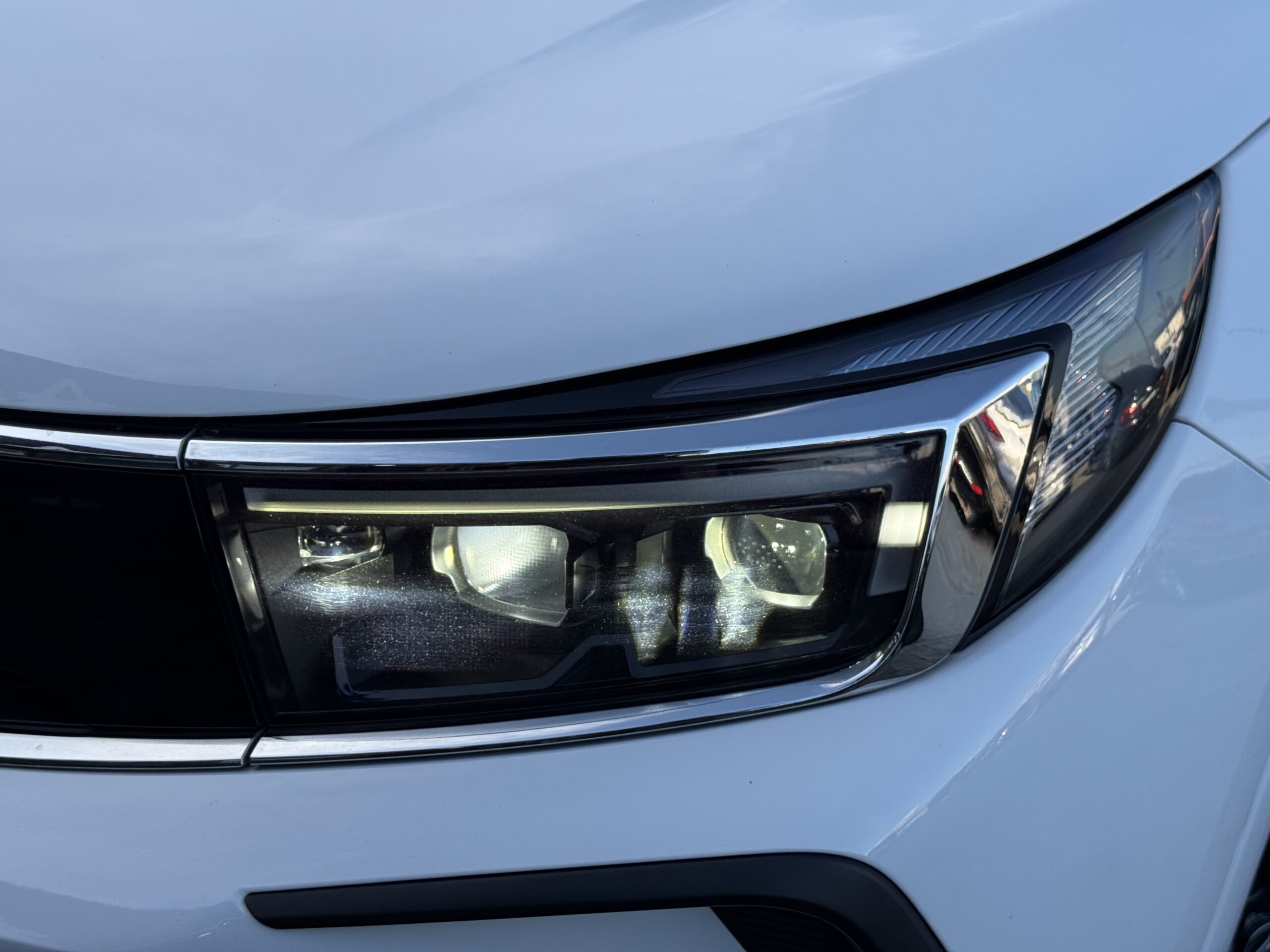 
								Opel Grandland X full									