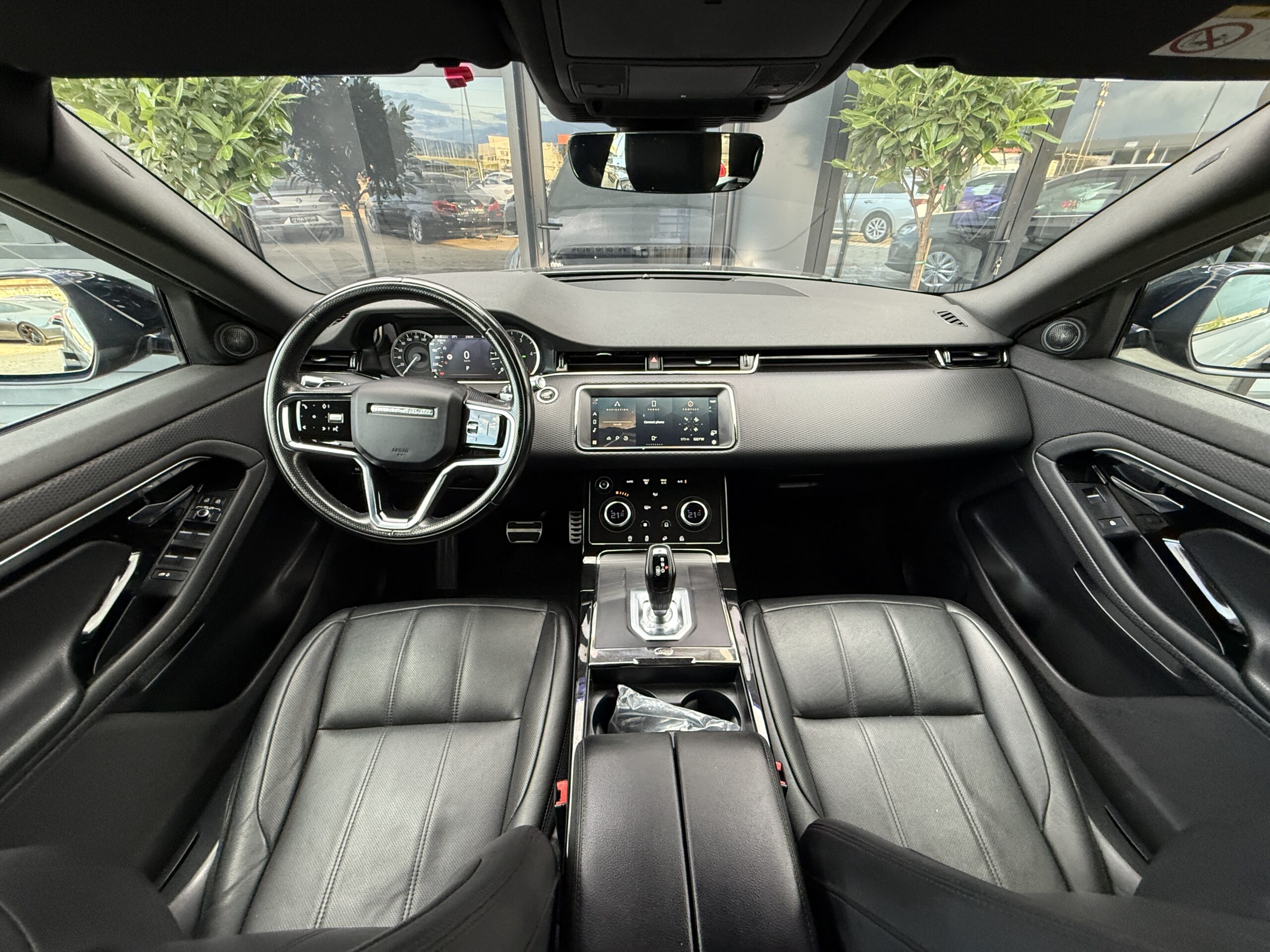 
								Range Rover Evoque full									