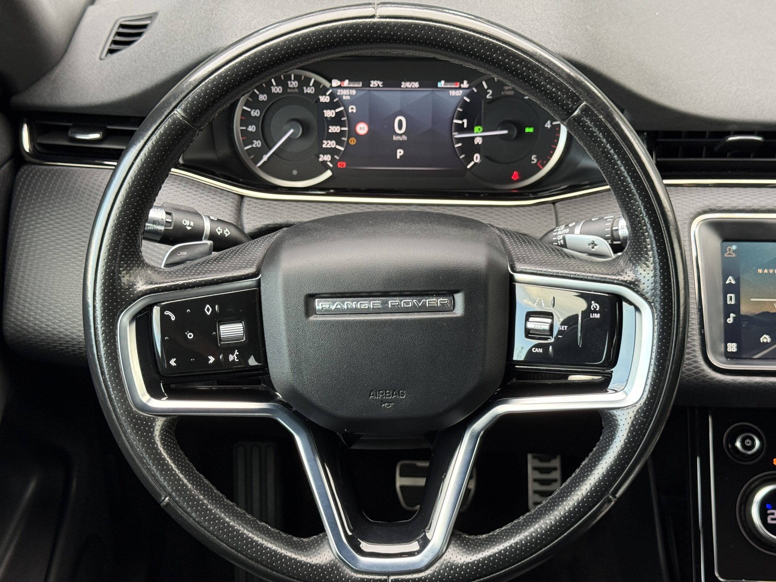 
								Range Rover Evoque full									