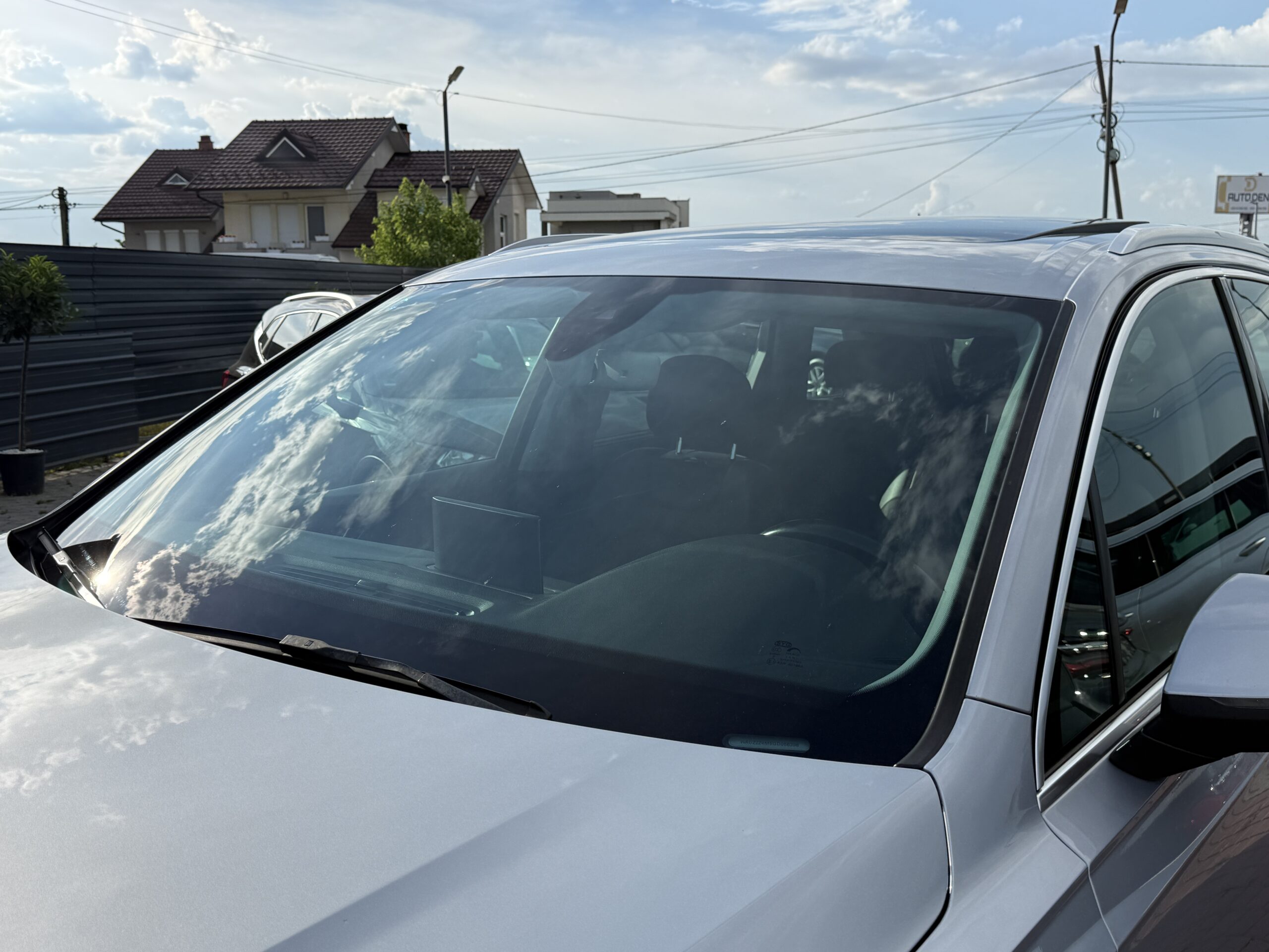 
								Audi Q7 full									