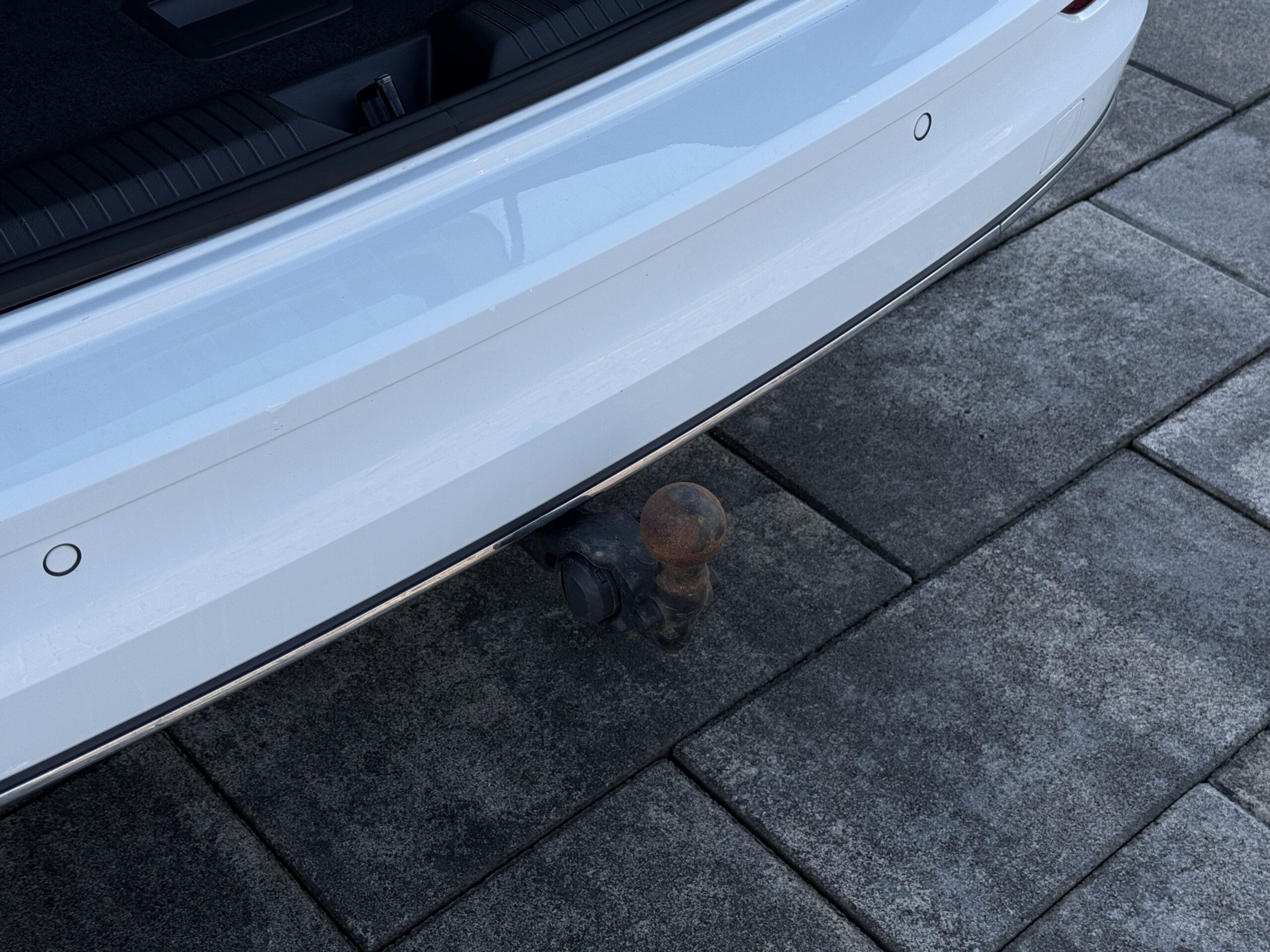 
								VW Golf 8 2.0tdi full									