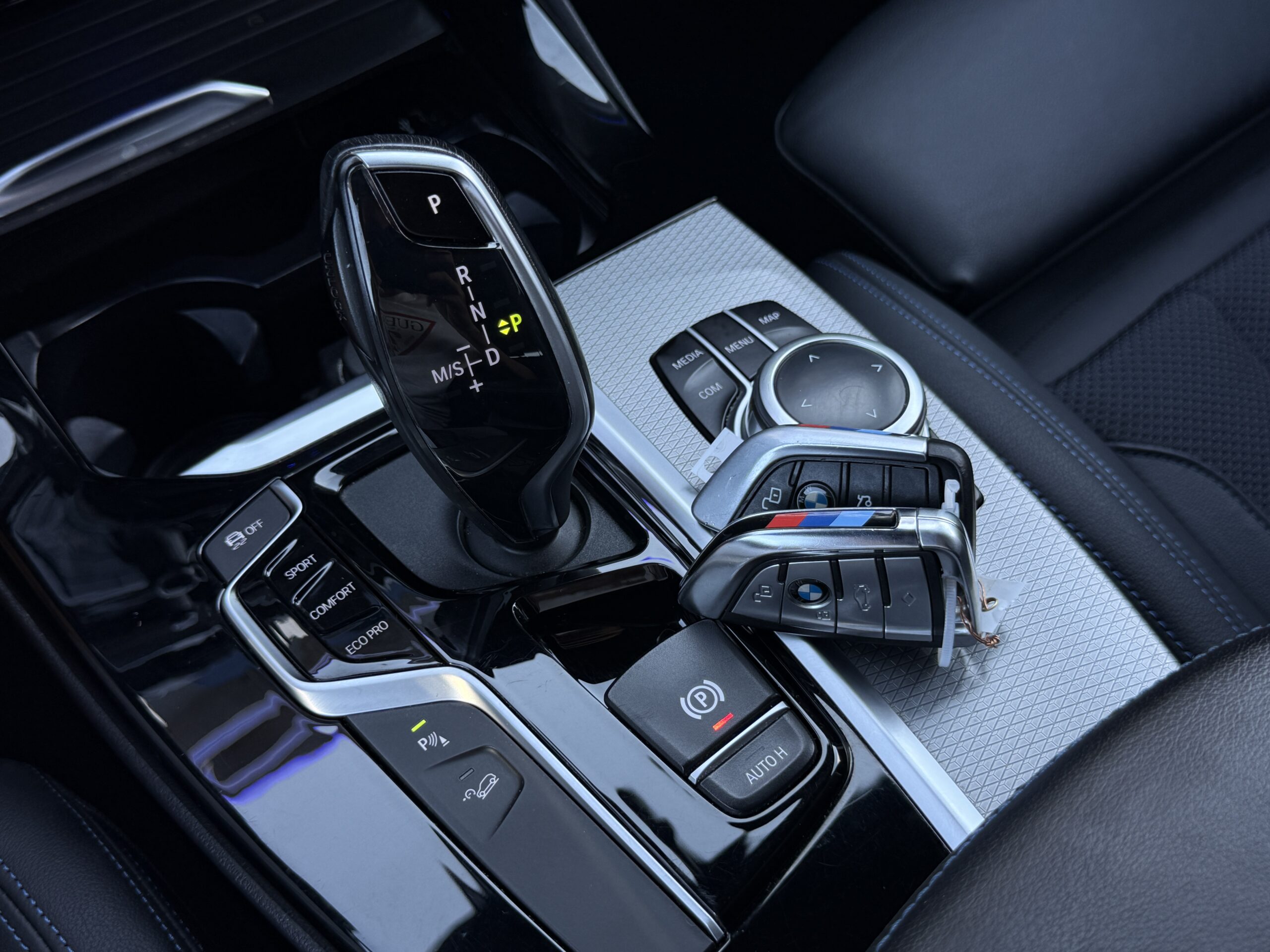 
								BMW X3 M40d full									