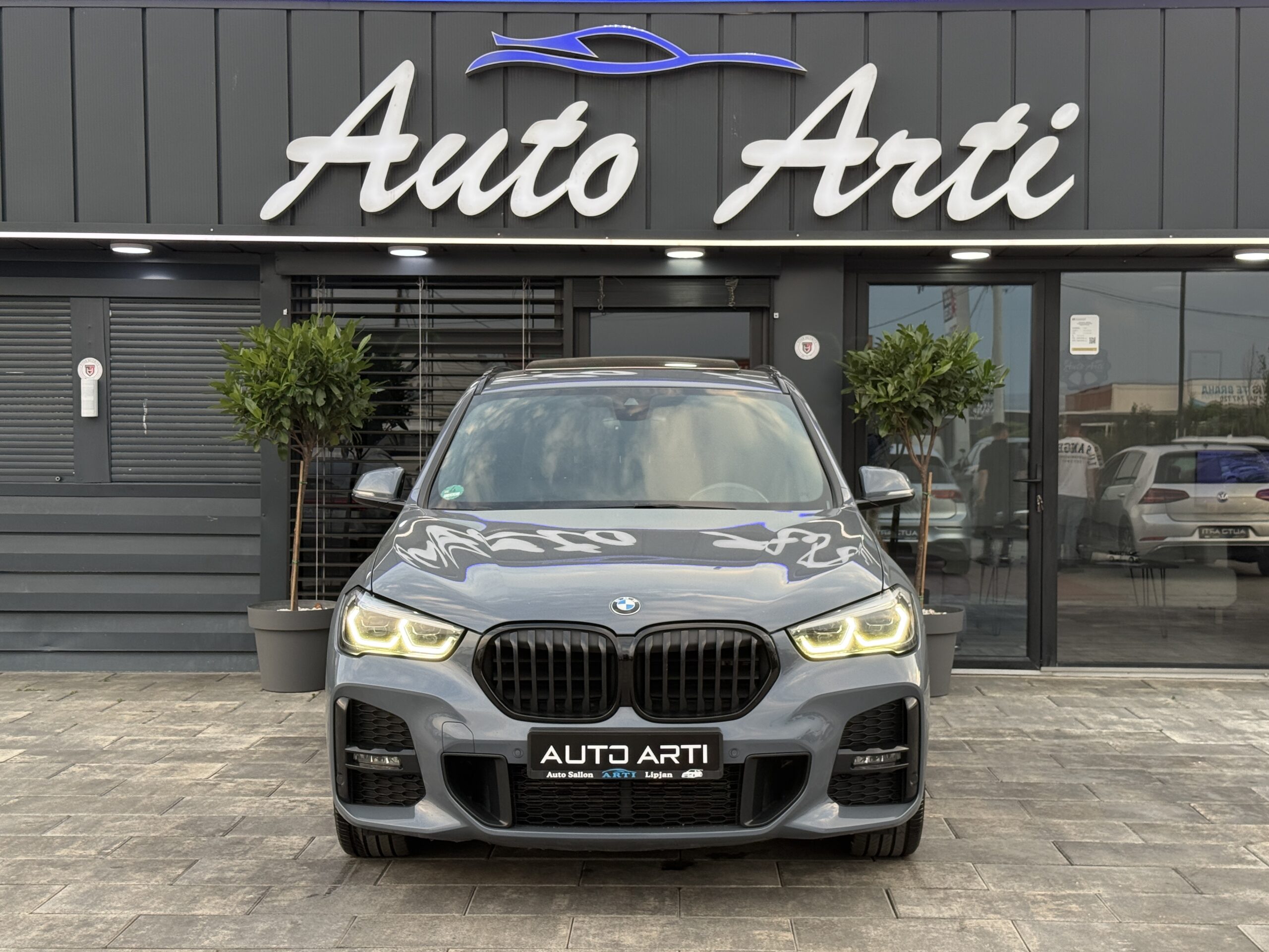 
								BMW X1 25d full									