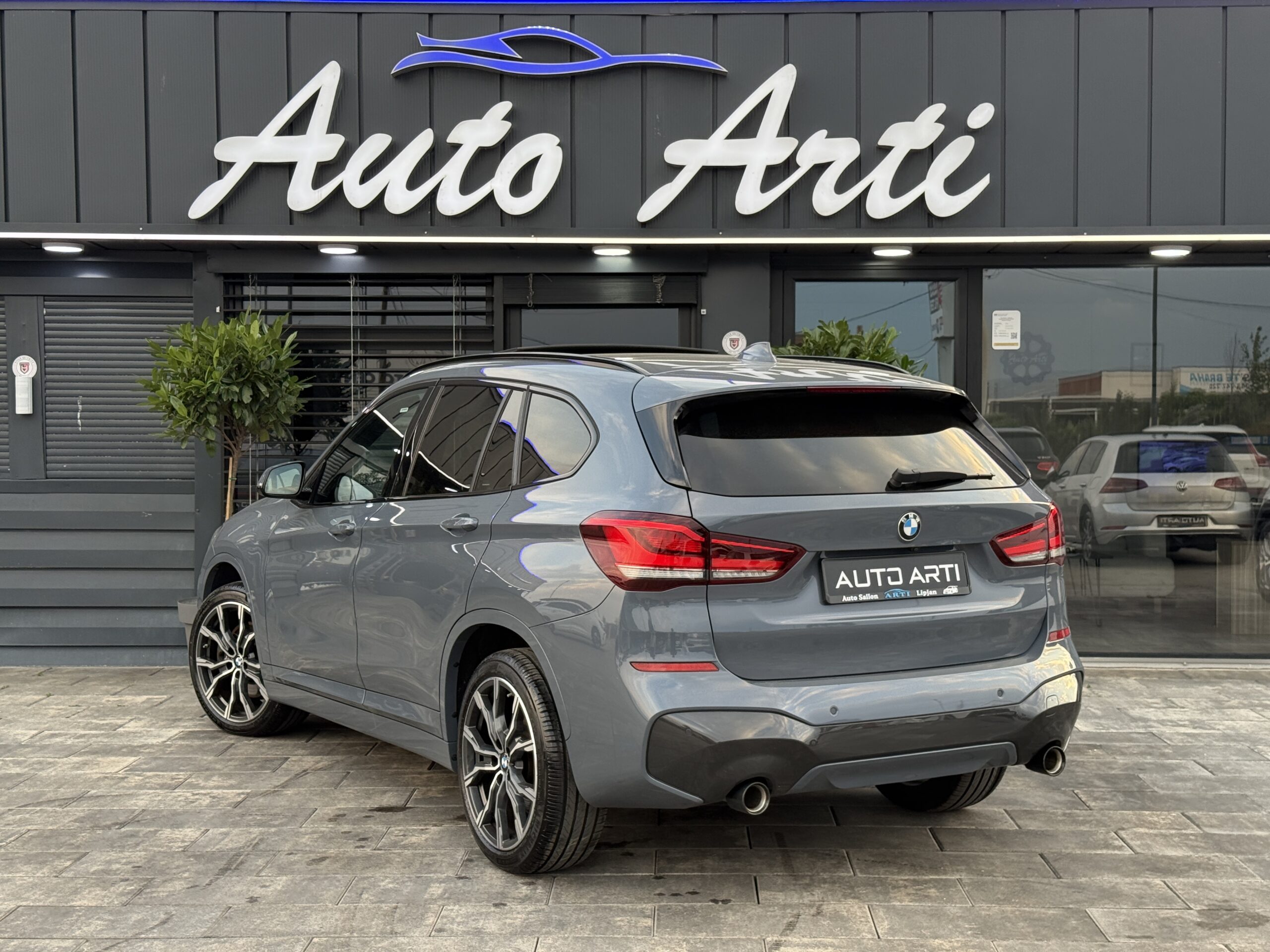 
								BMW X1 25d full									