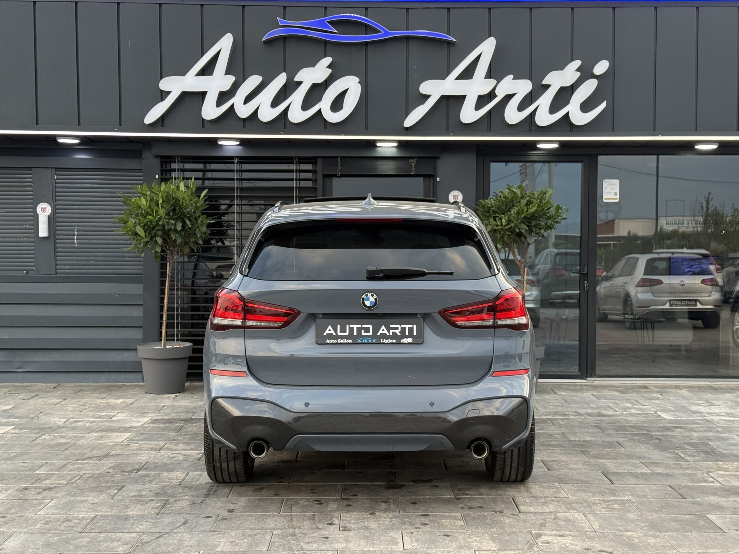 
								BMW X1 25d full									