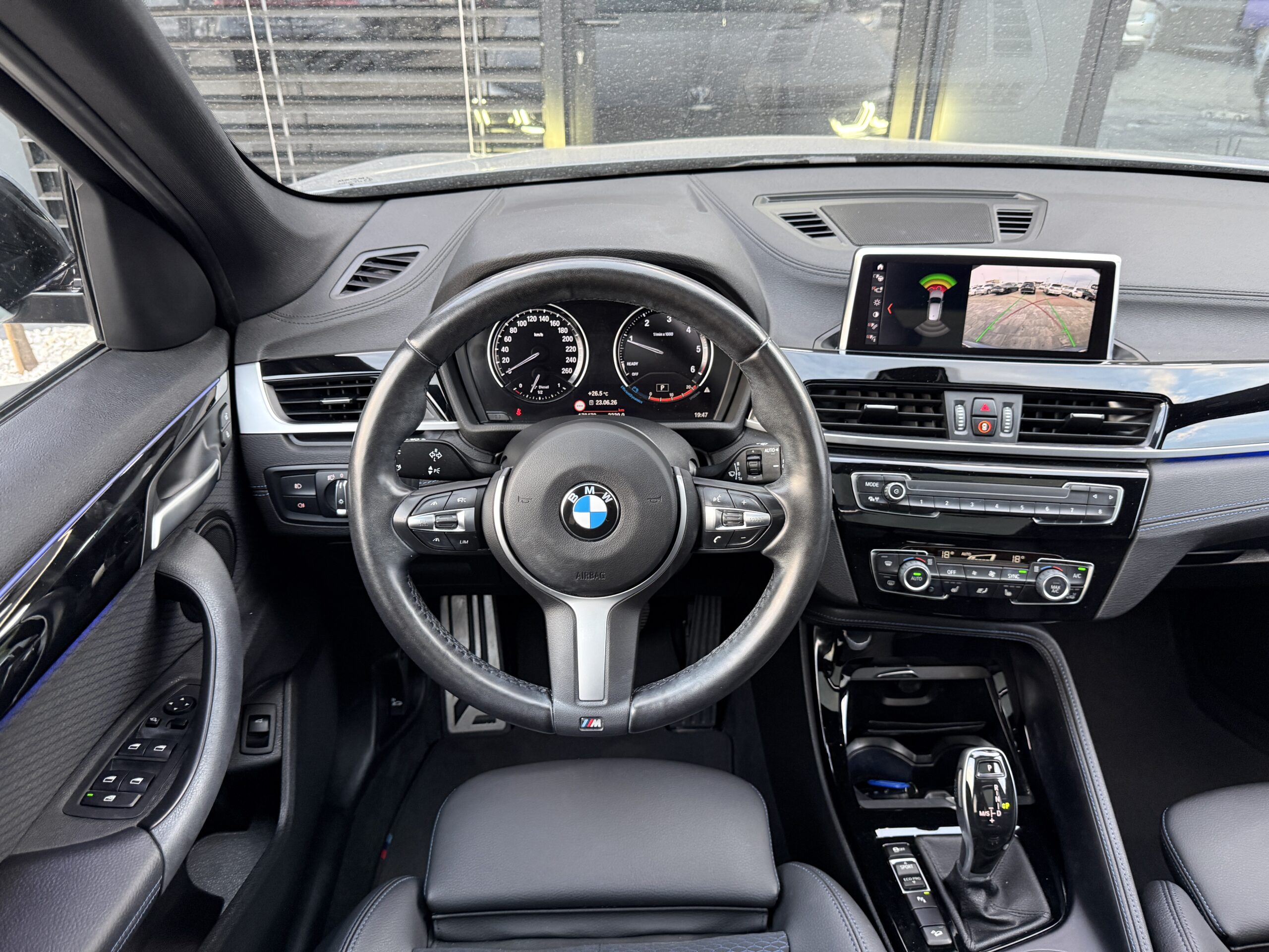 
								BMW X1 25d full									