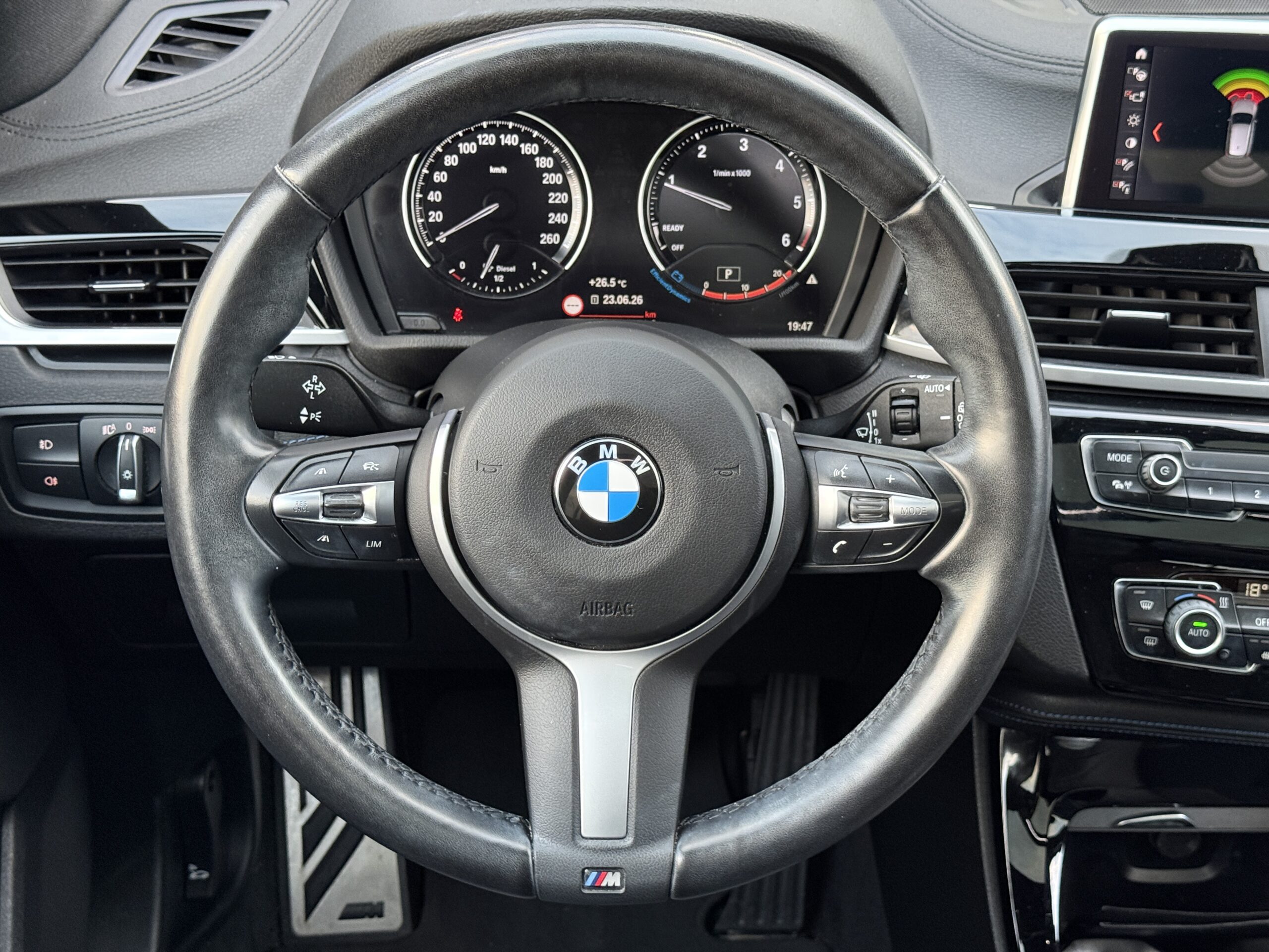 
								BMW X1 25d full									
