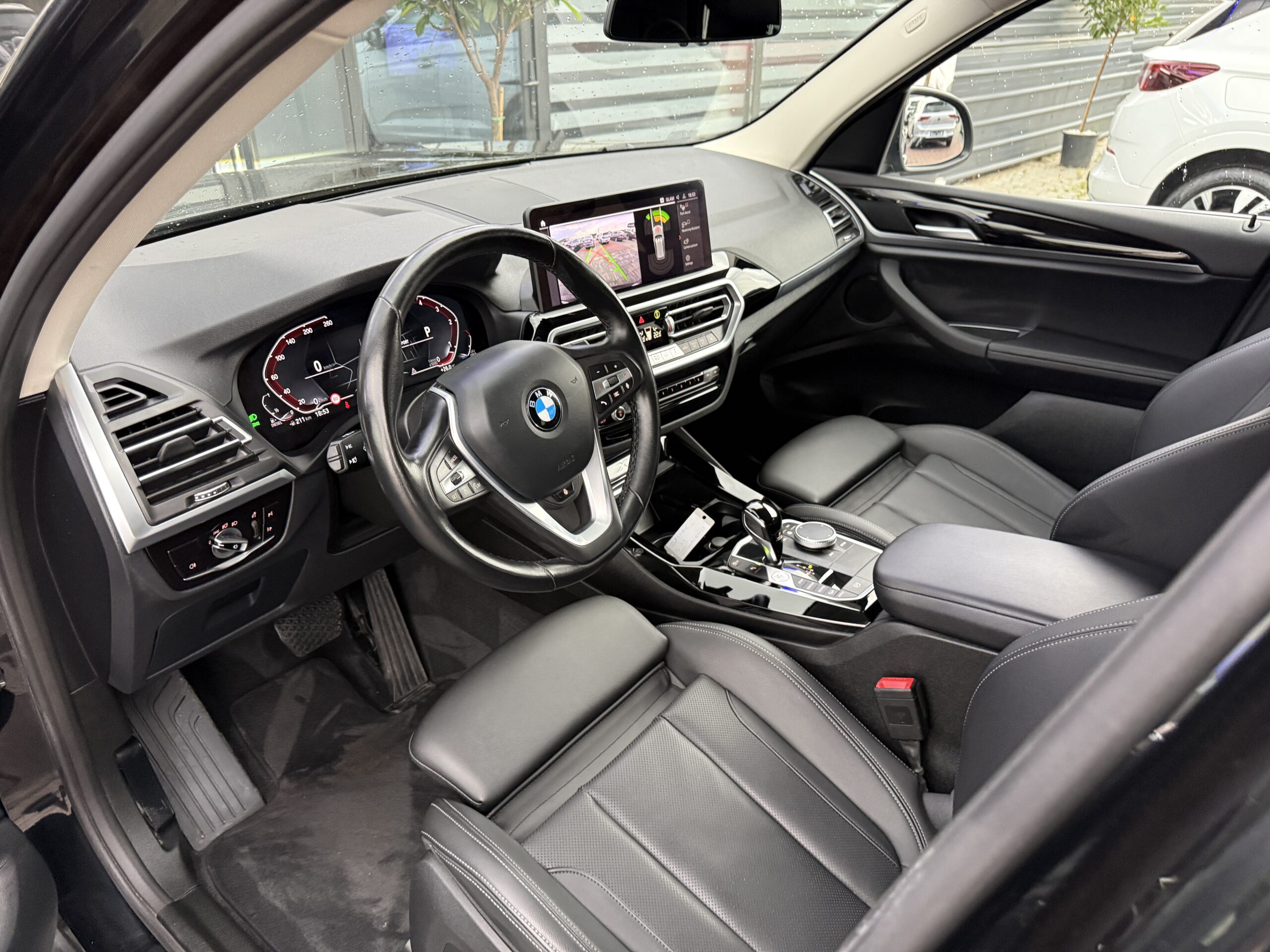 
								BMW X3 20d X-Drive full									