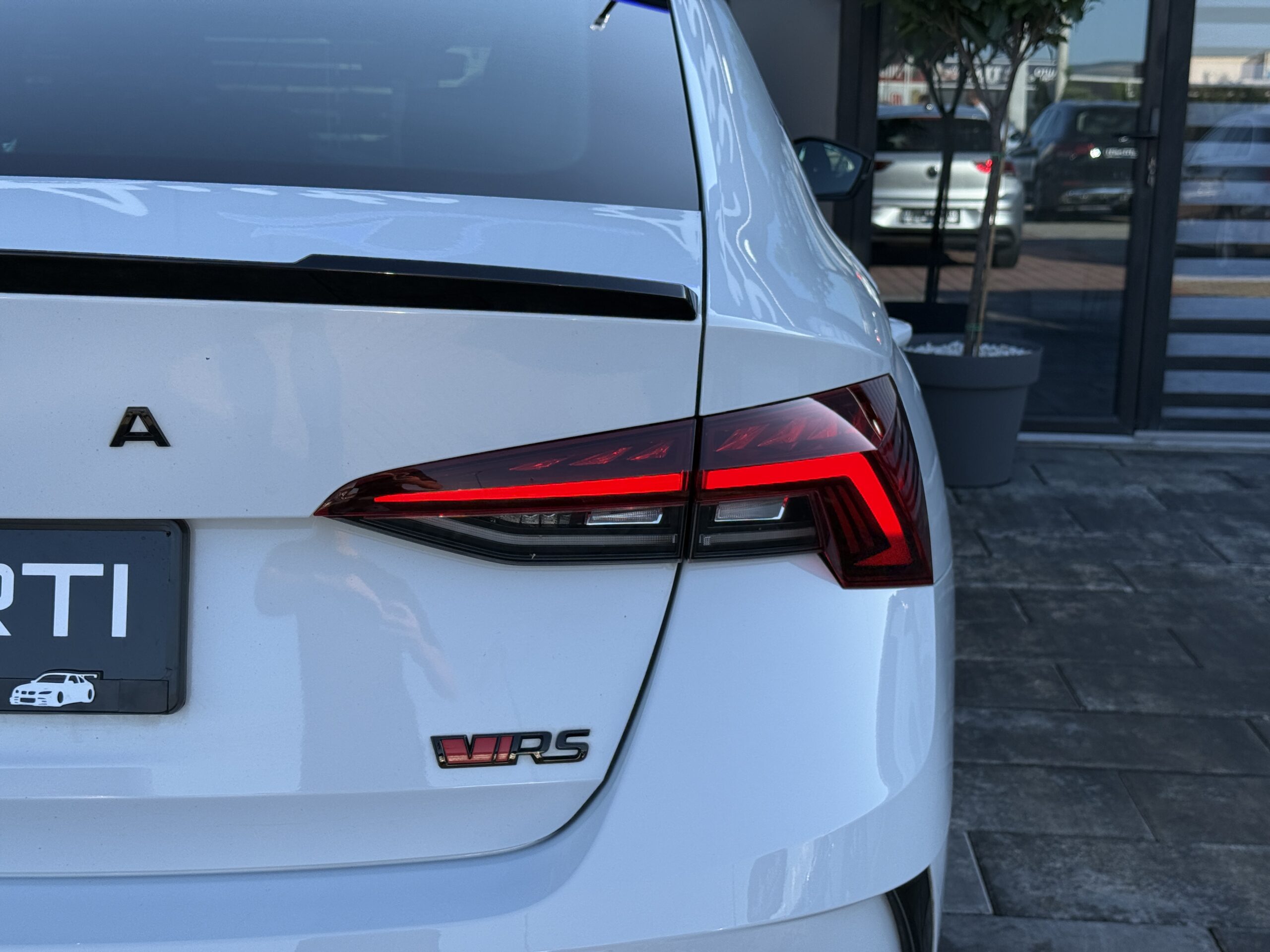 
								Skoda Octavia RS 2023 full									