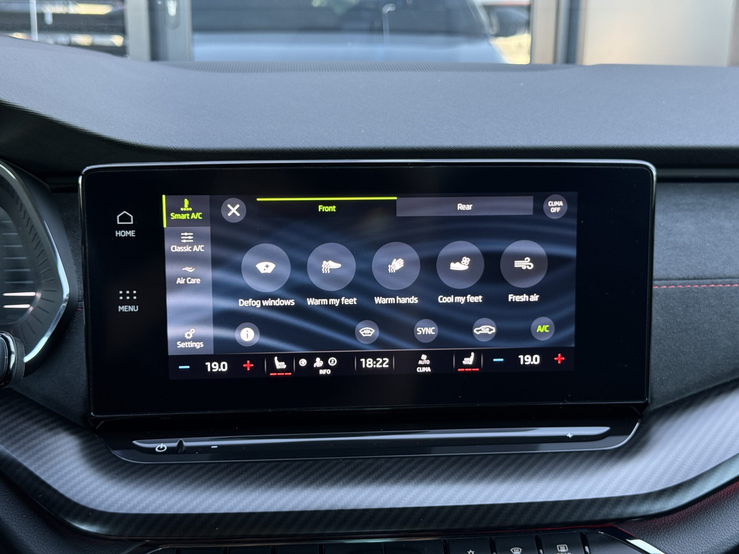 
								Skoda Octavia RS 2023 full									