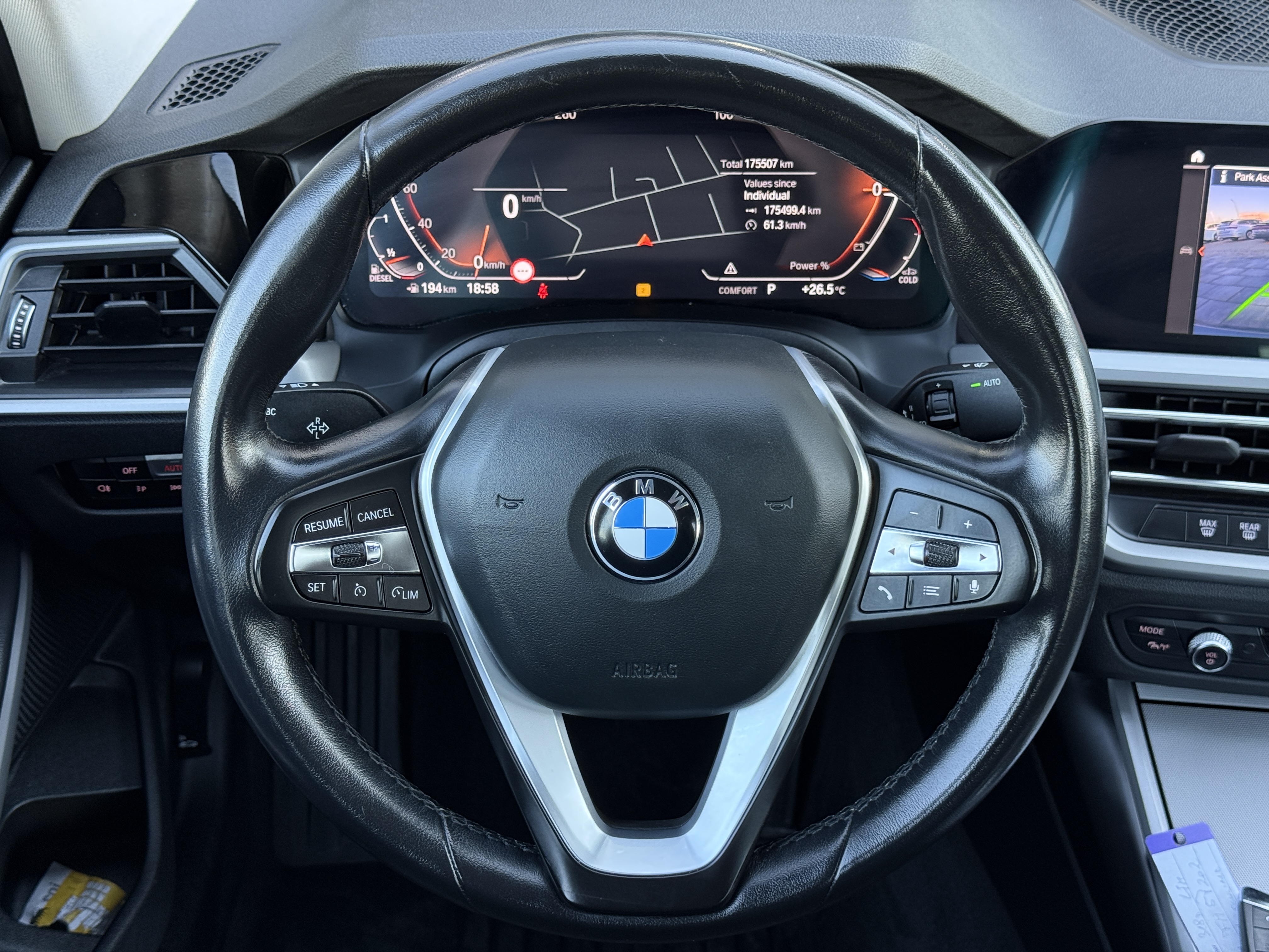 
								BMW 318d 2022 full									
