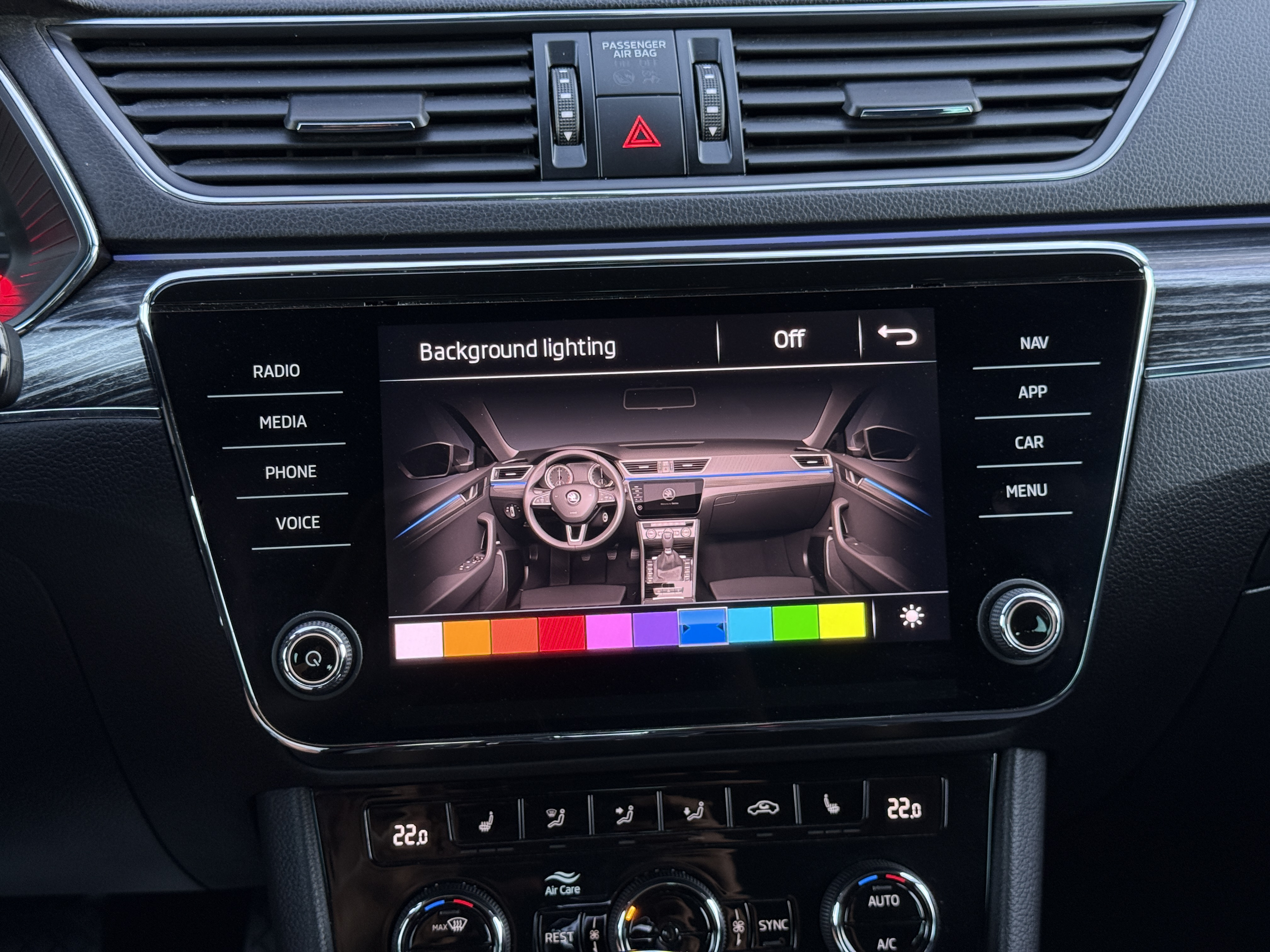 
								Skoda SuperB full									