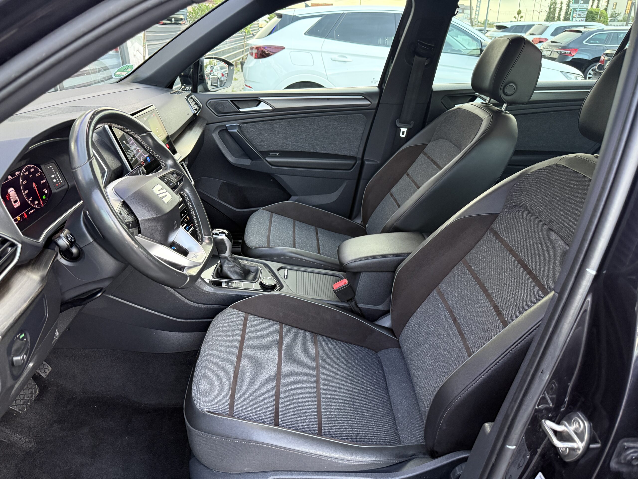 
								SEAT Tarraco 2.0 TDI full									